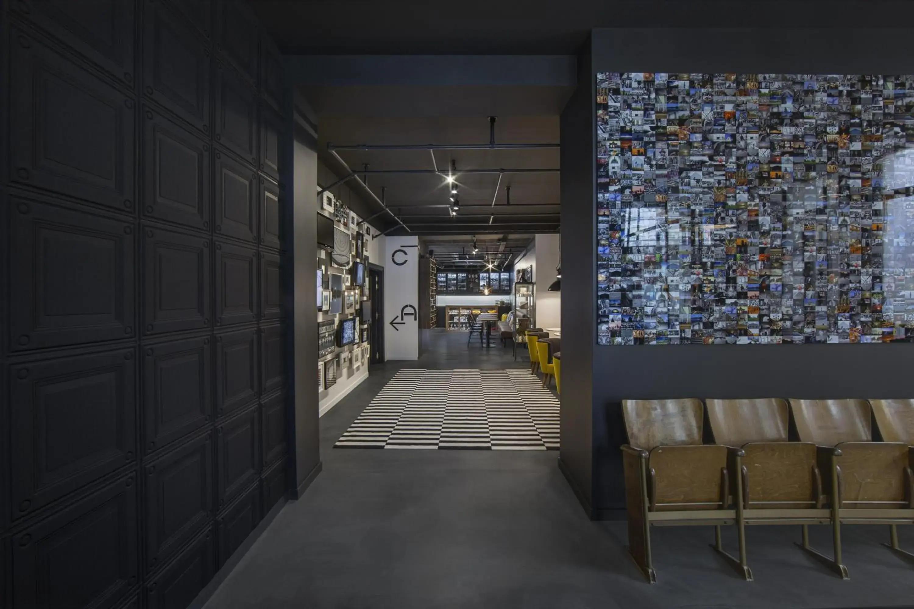 Living room in Zoom Hotel Living room in Zoom Hotel