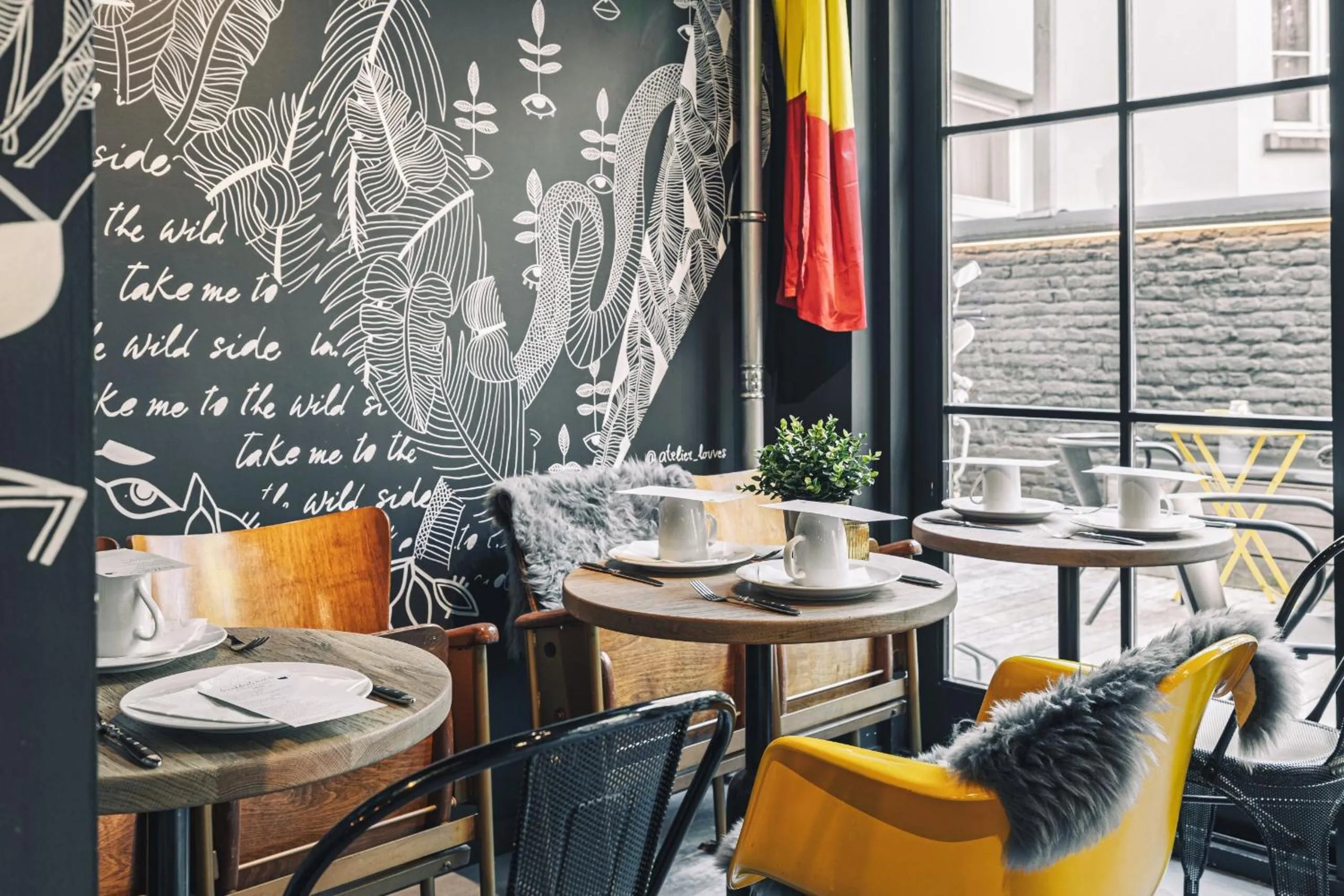 Breakfast in Zoom Hotel