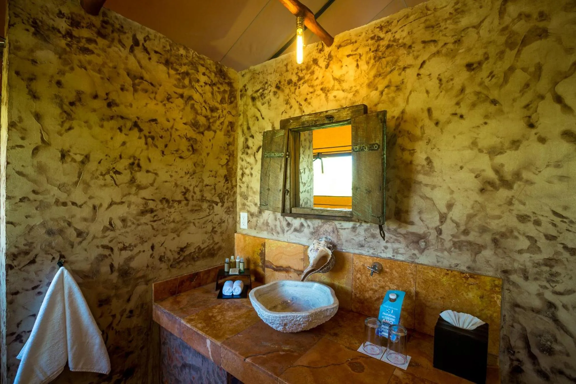 Bathroom in Serenity Authentic Glamping Tulum