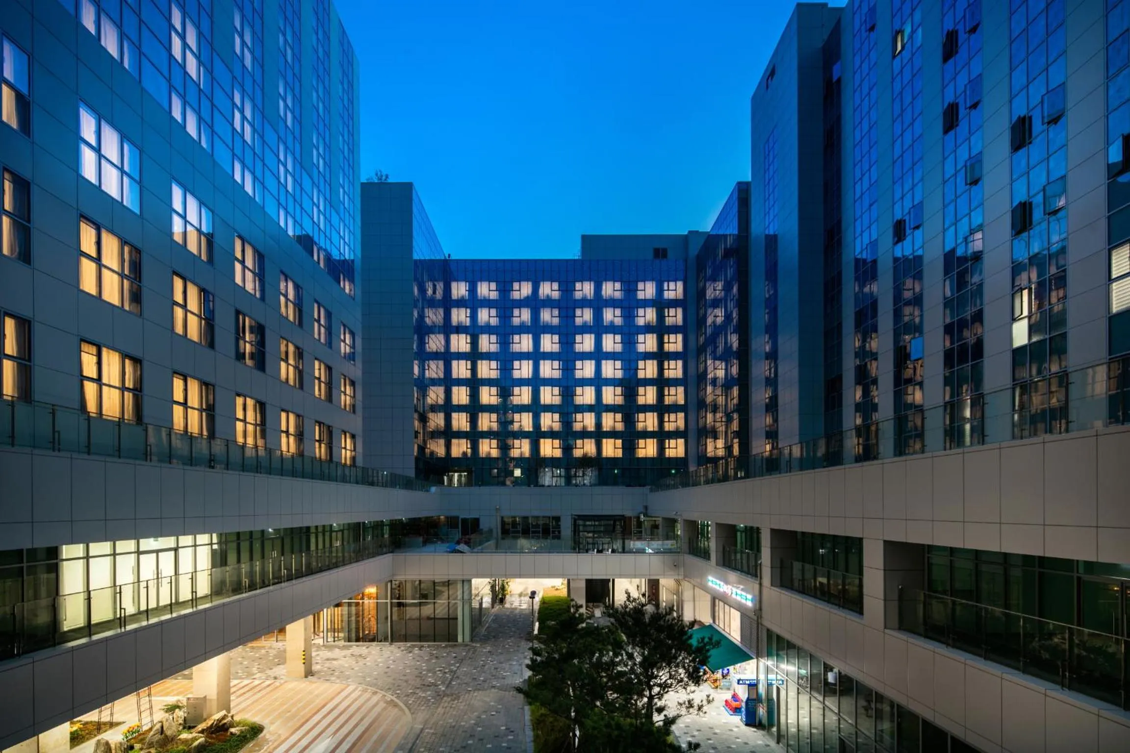 Property building in Golden Tulip Incheon Airport Hotel