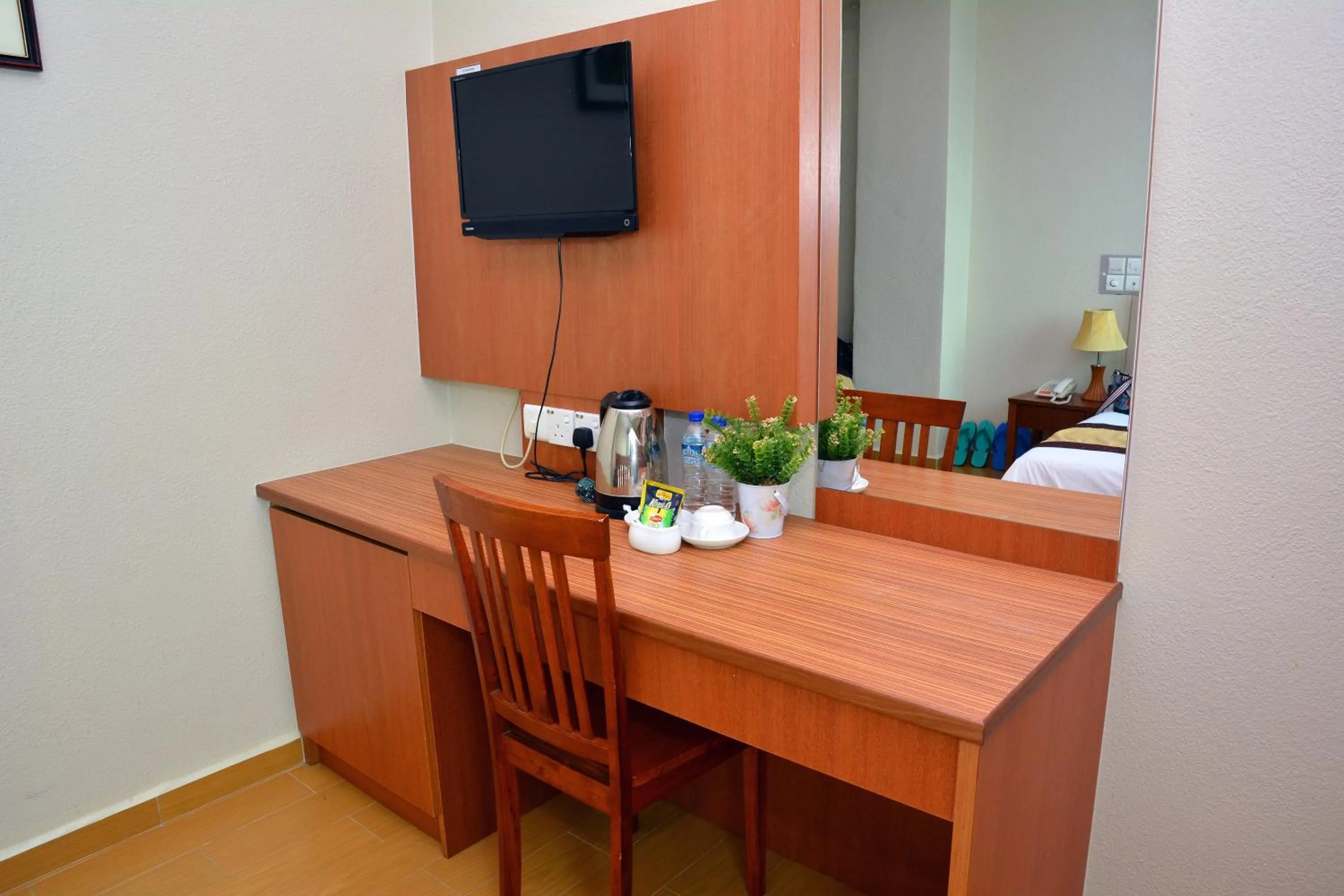 Photo of the whole room in Muarar 99 Hotel