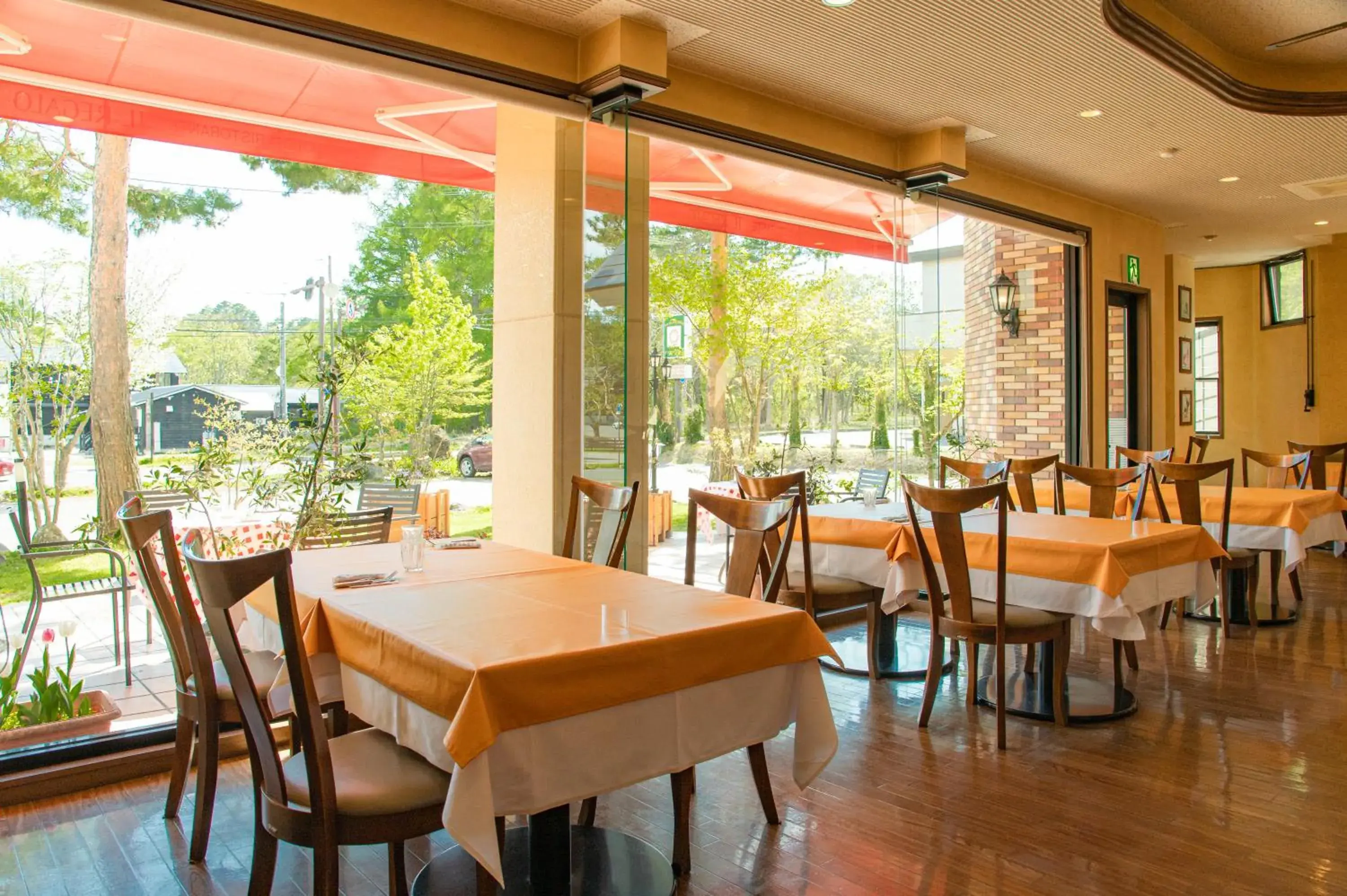 Restaurant/places to eat in il Regalo イルレガーロ Restaurant/places to eat in il Regalo イルレガーロ