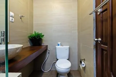 Toilet in Villa Tiah