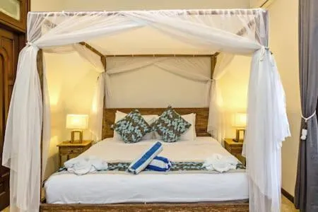 Bedroom, Bed in Villa Tiah