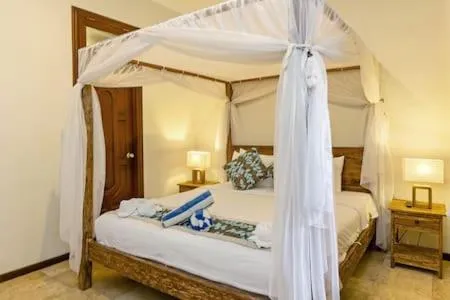 Bedroom, Bed in Villa Tiah