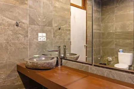Bathroom in Villa Tiah