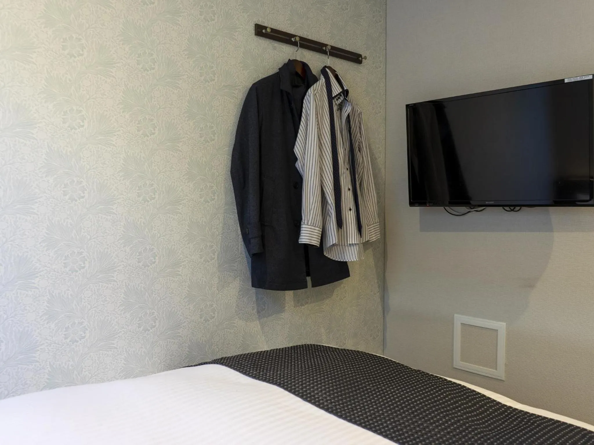 Photo of the whole room, Bed in Hotel New Gaea Domemae