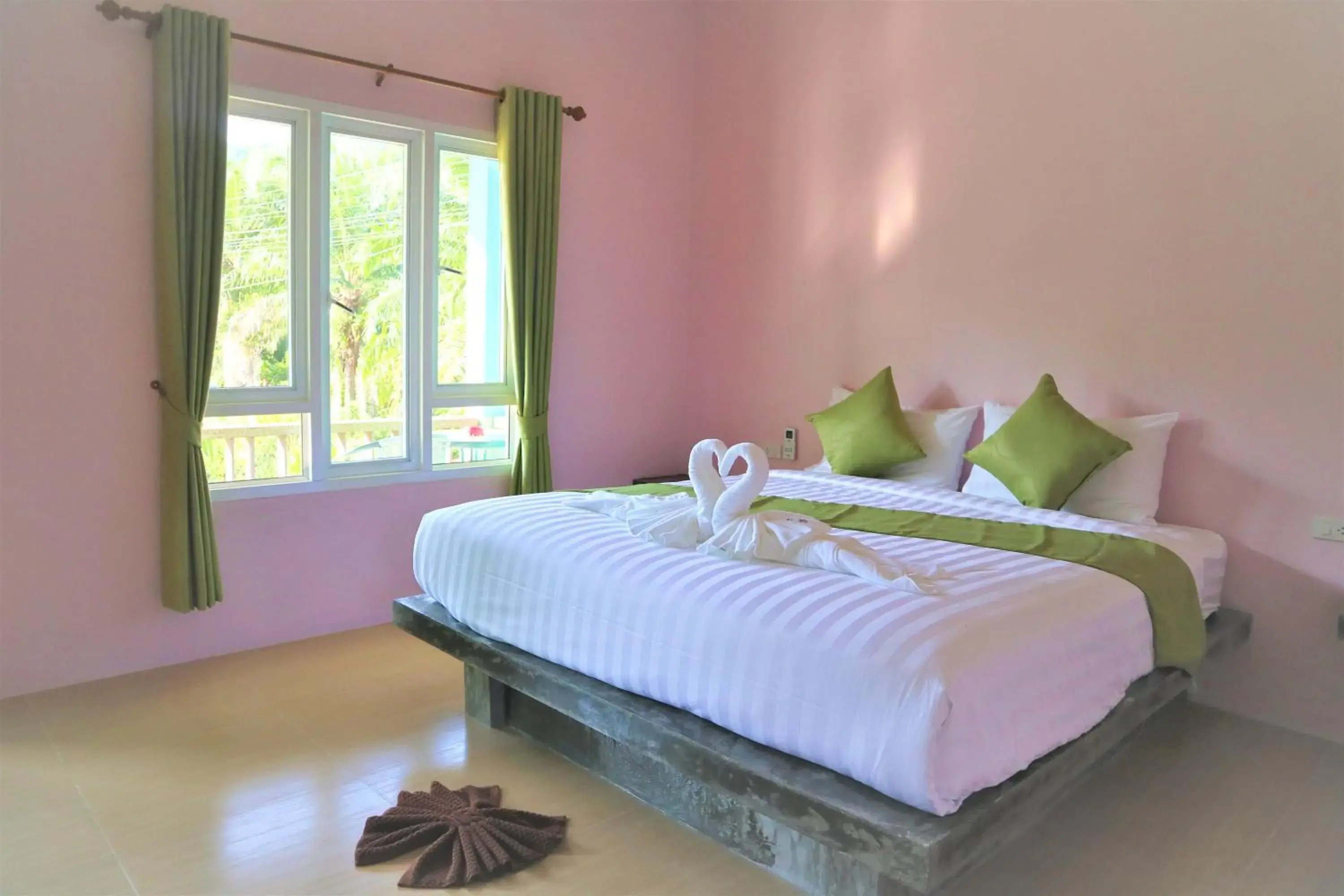 Bedroom in tum mai kaew resort (SHA Extra Plus)