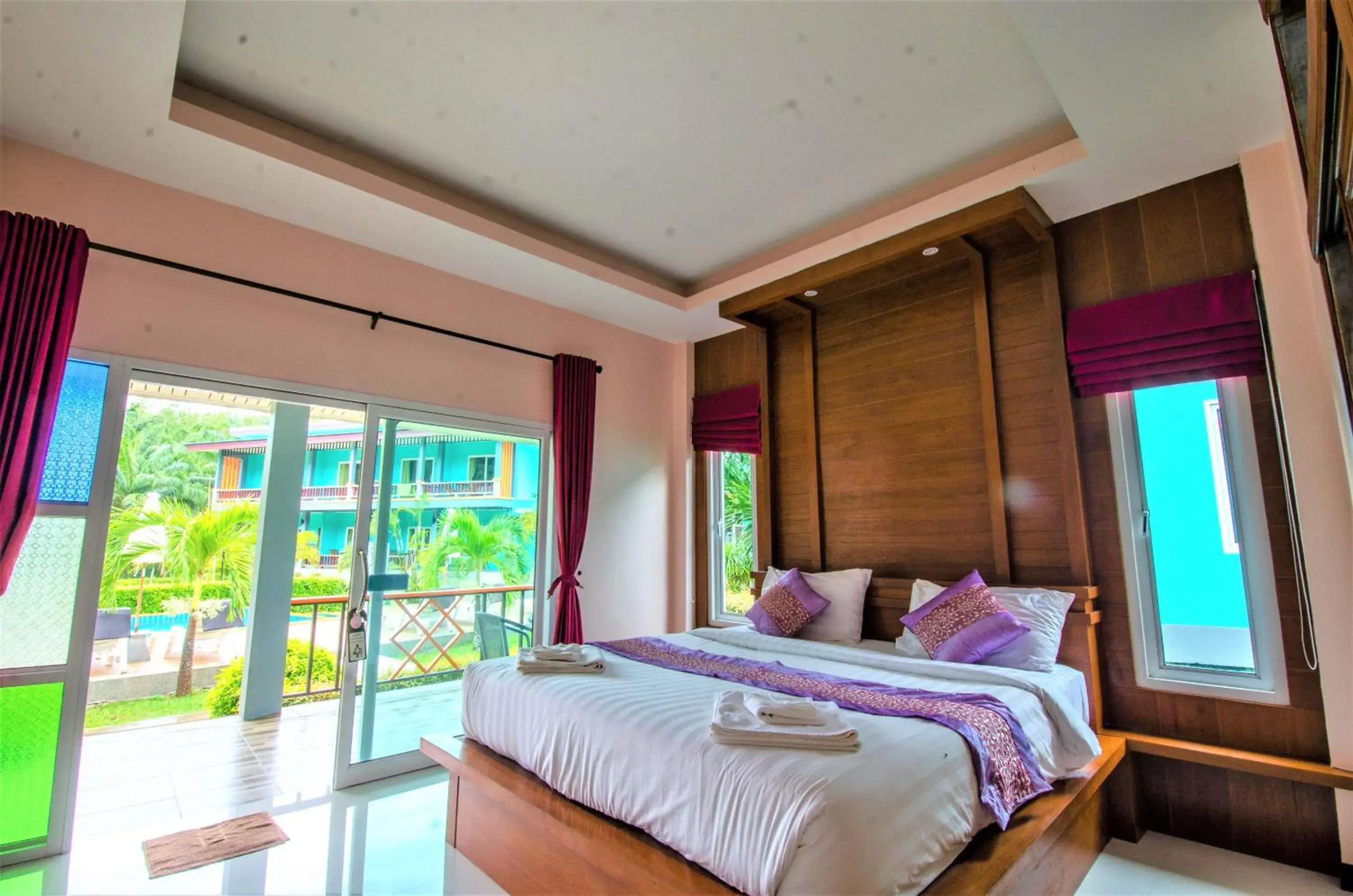 Bed in tum mai kaew resort (SHA Extra Plus)