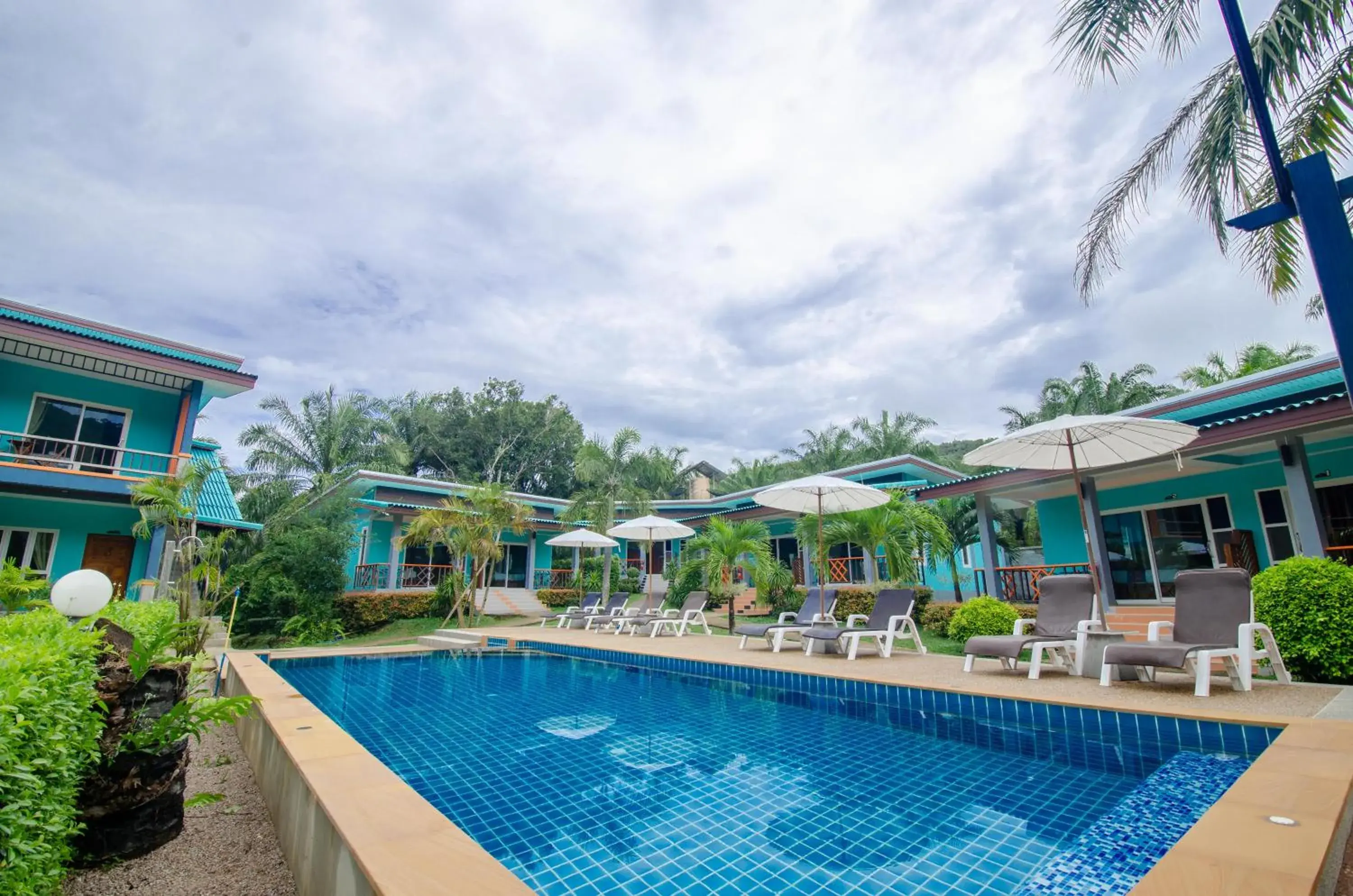 Pool view, Swimming Pool in tum mai kaew resort (SHA Extra Plus)
