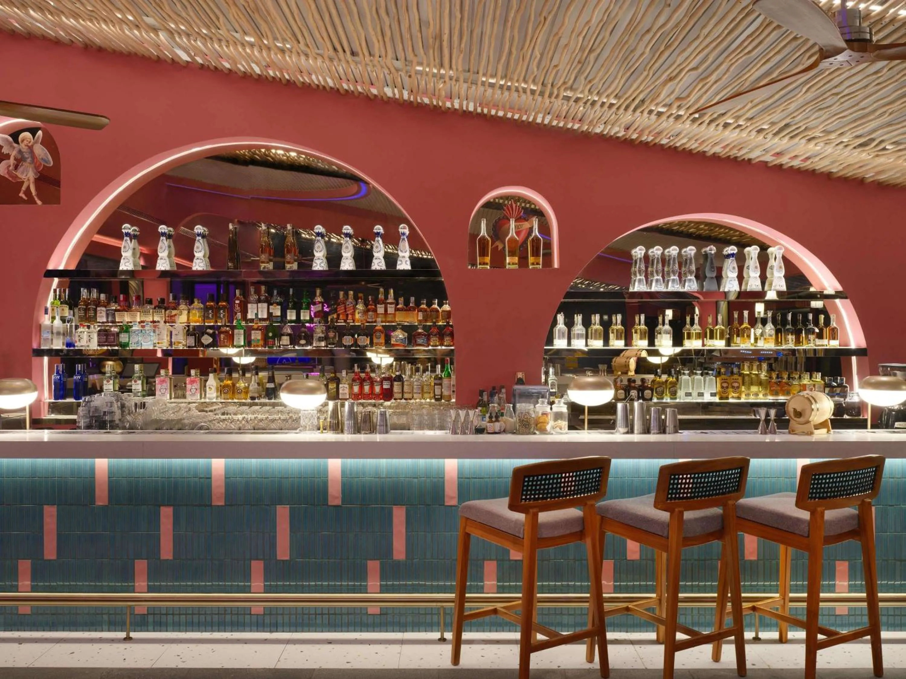 Restaurant/places to eat in Mövenpick Resort & Spa Jimbaran Bali