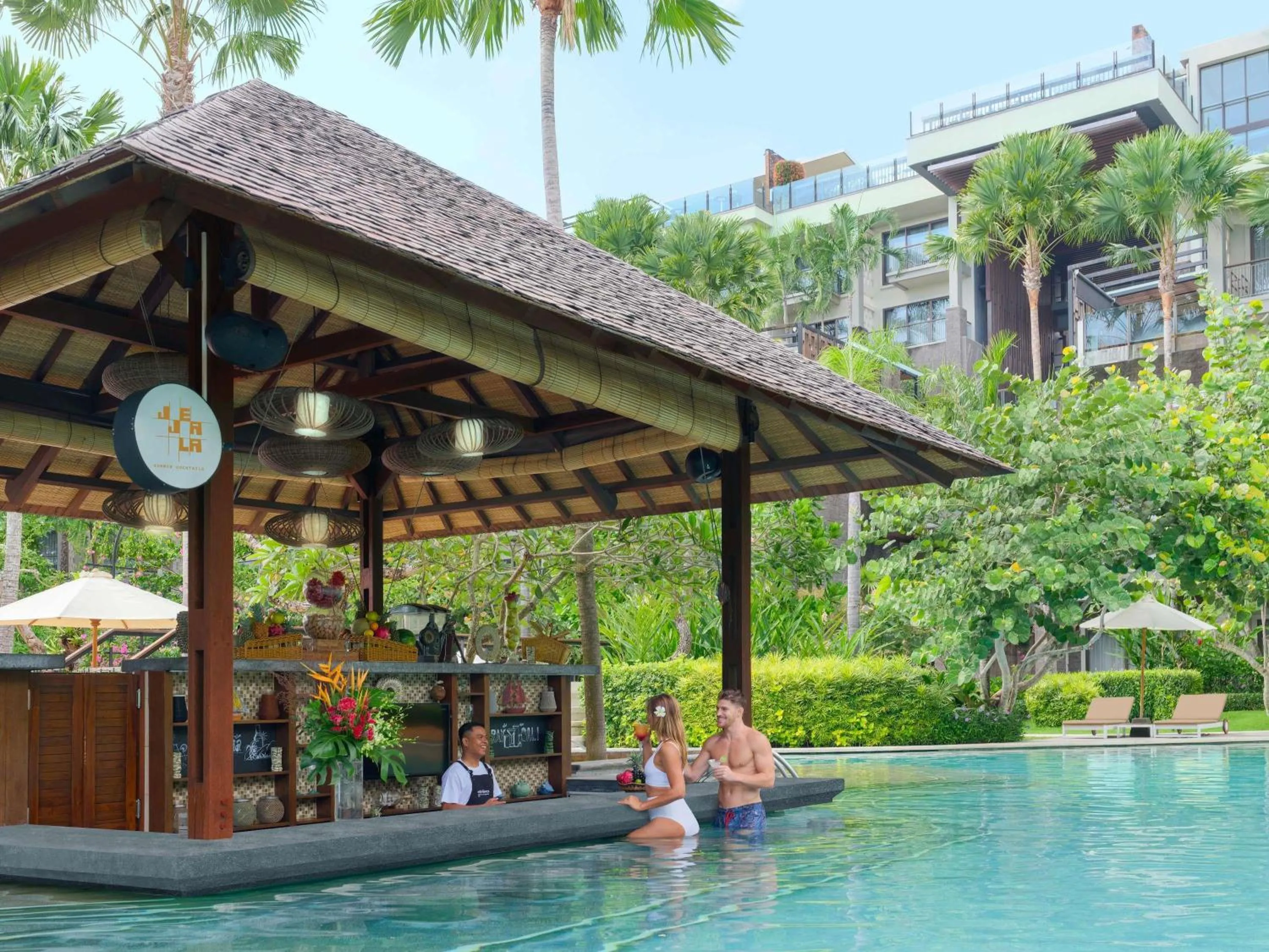 Lounge or bar in Mövenpick Resort & Spa Jimbaran Bali