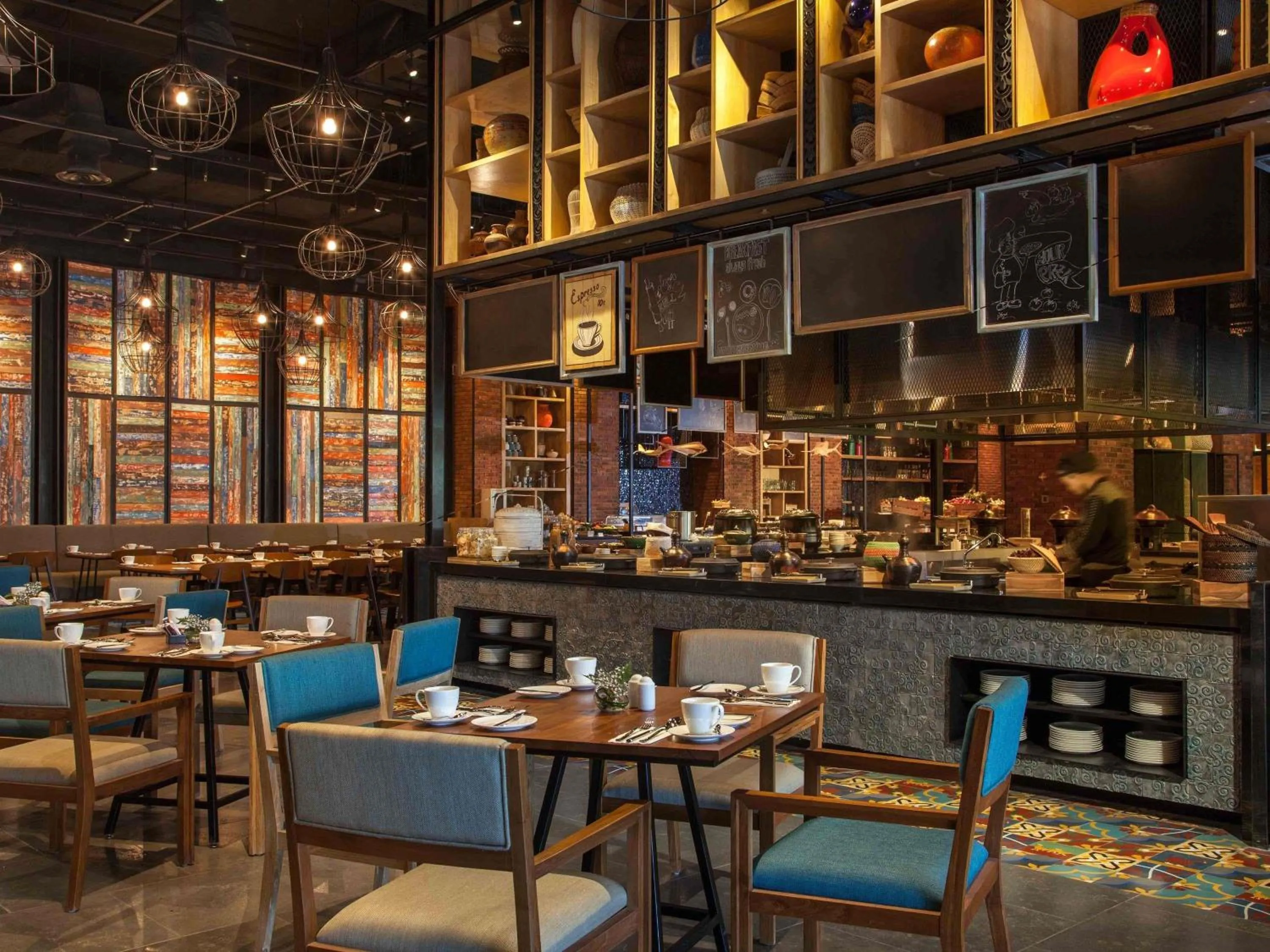 Restaurant/places to eat in Mövenpick Resort & Spa Jimbaran Bali