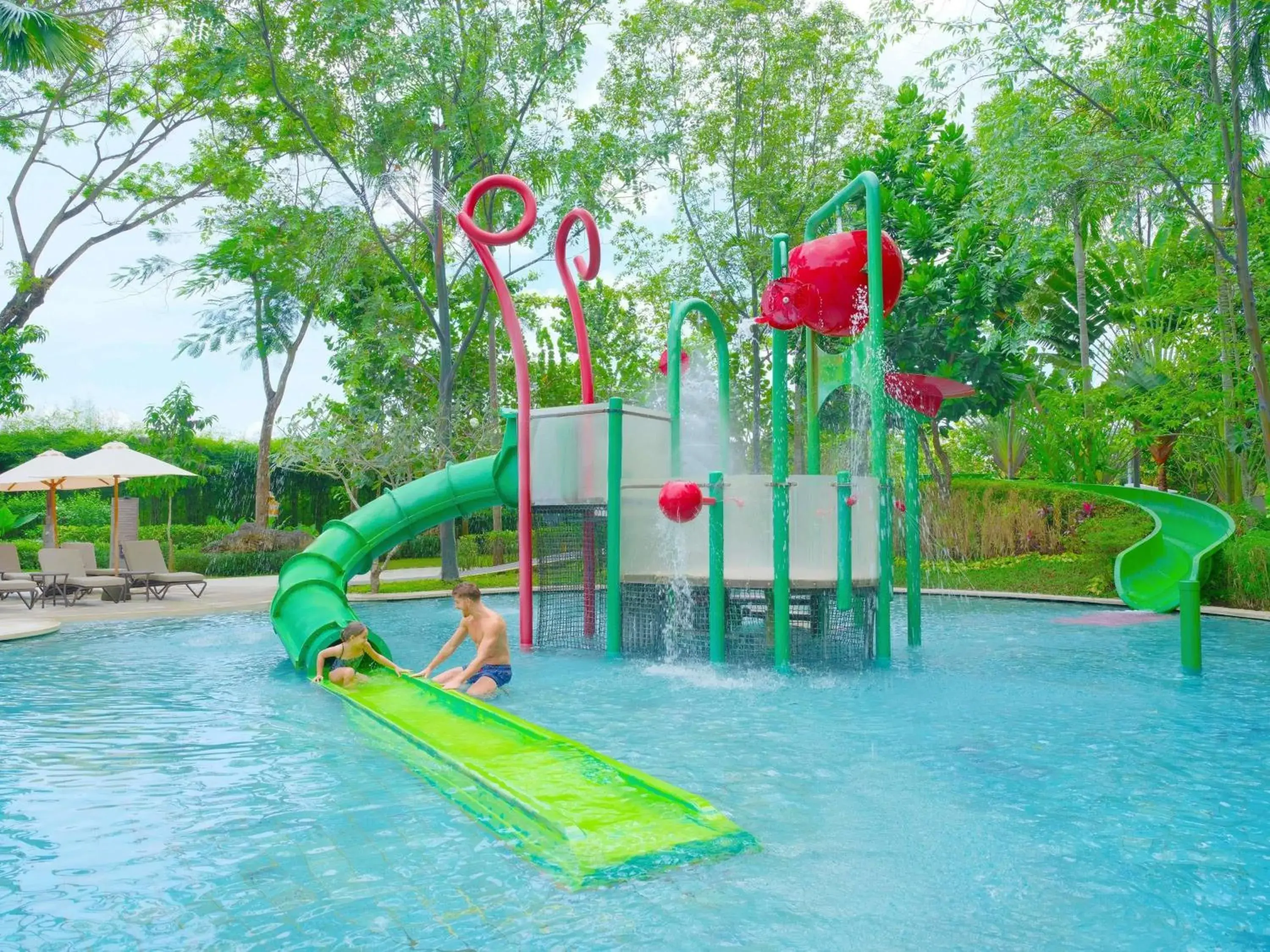 Pool view in Mövenpick Resort & Spa Jimbaran Bali Pool view in Mövenpick Resort & Spa Jimbaran Bali