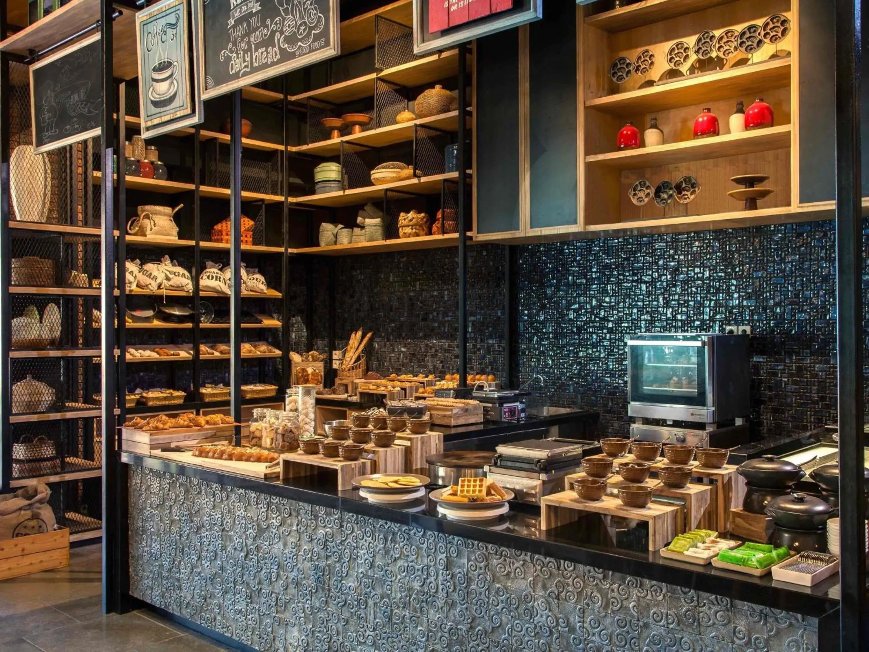 Restaurant/places to eat in Mövenpick Resort & Spa Jimbaran Bali Restaurant/places to eat in Mövenpick Resort & Spa Jimbaran Bali