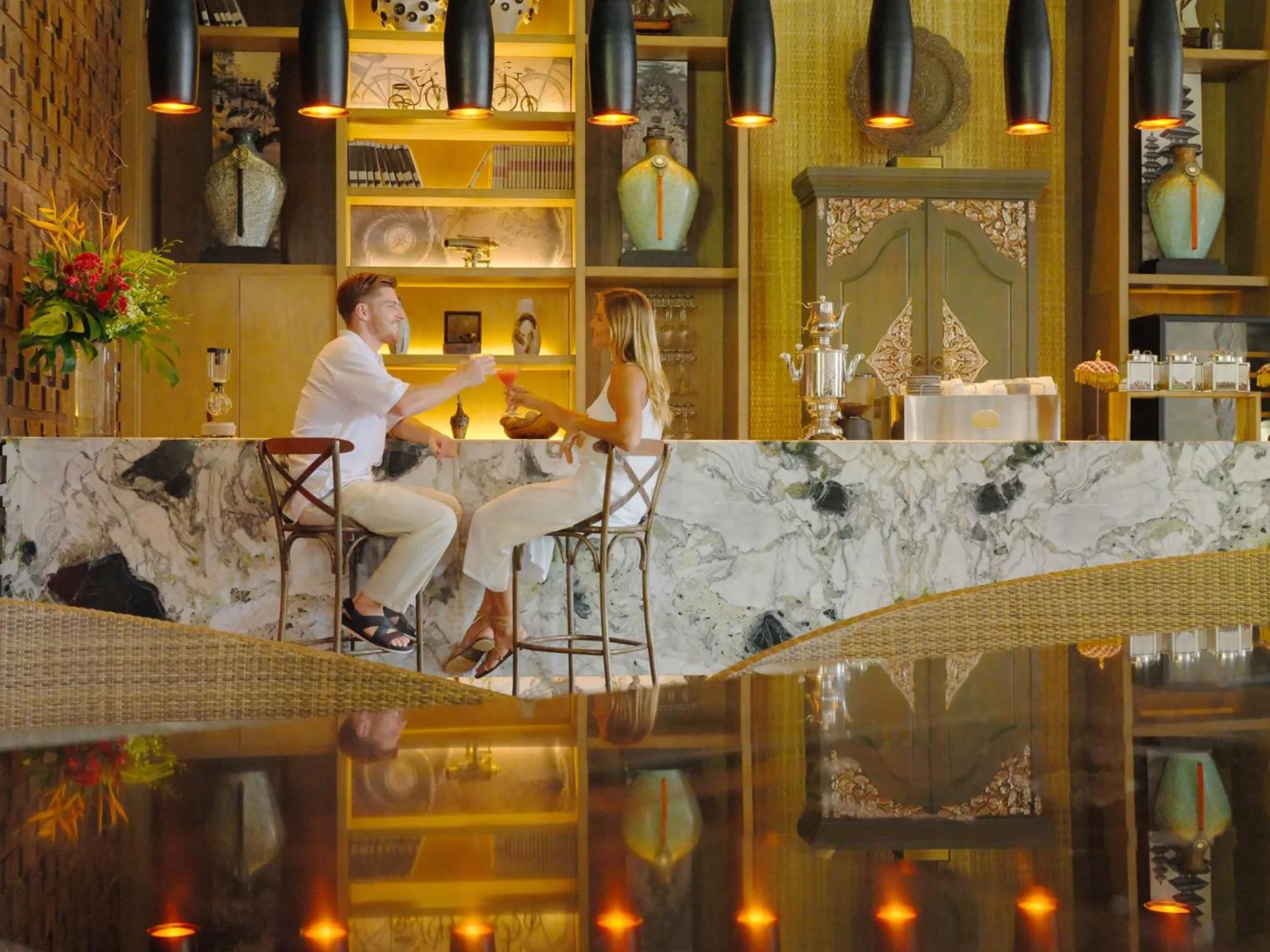 Lounge or bar in Mövenpick Resort & Spa Jimbaran Bali