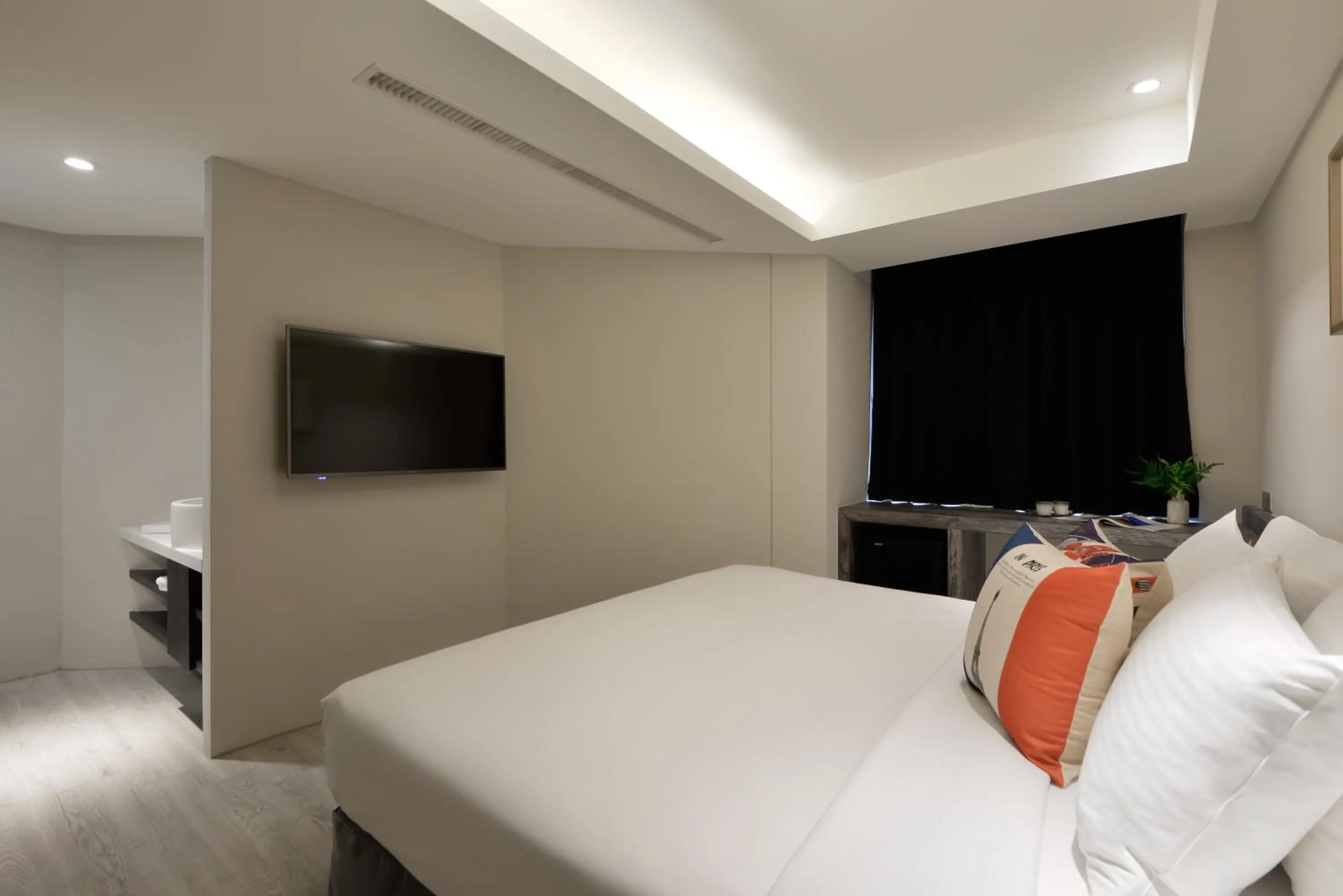 Bed in Taichung Amour Hotel