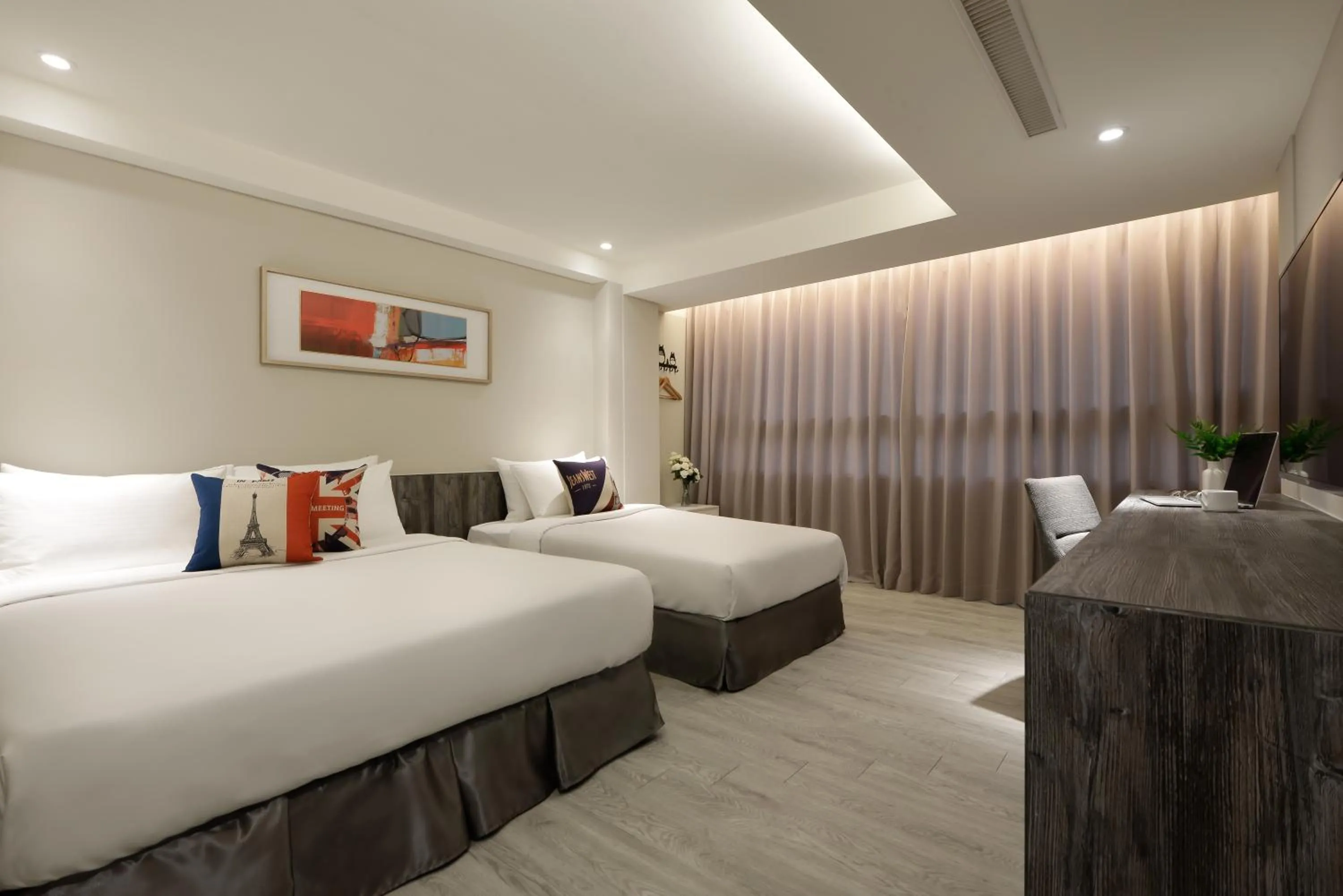 Bed in Taichung Amour Hotel