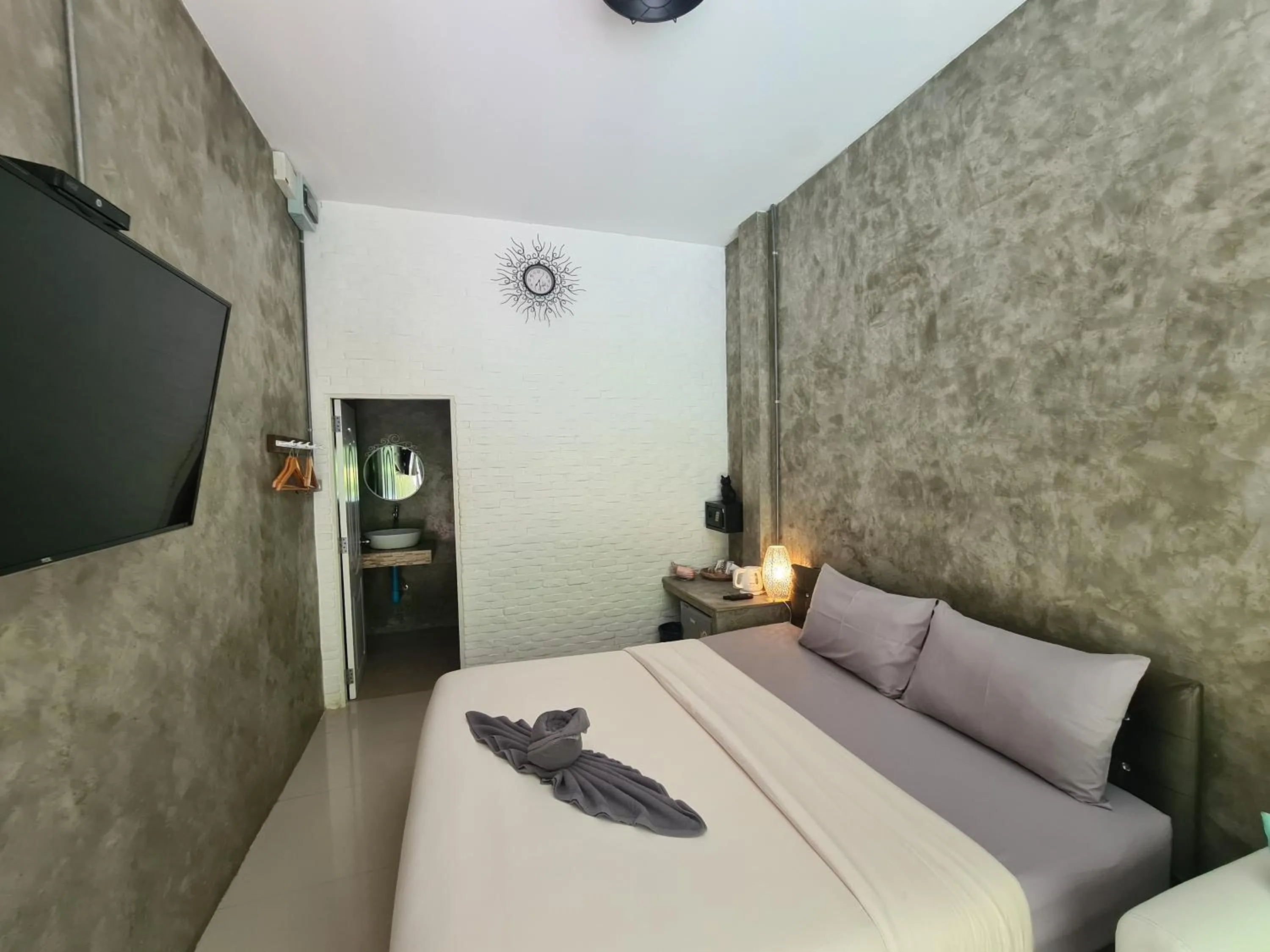 Bed in Samed Your House