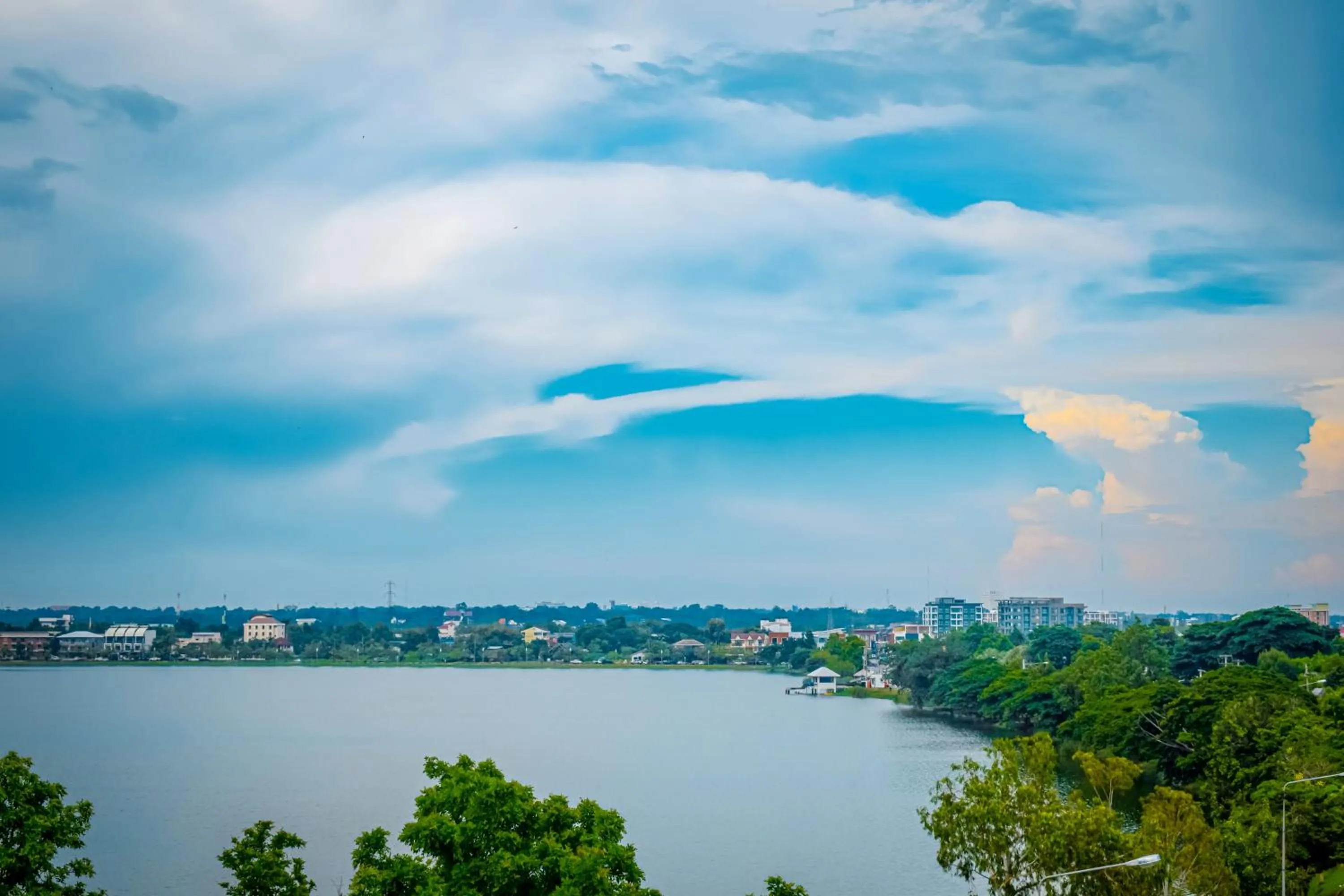 River view in Chonlapruk Lakeside Hotel