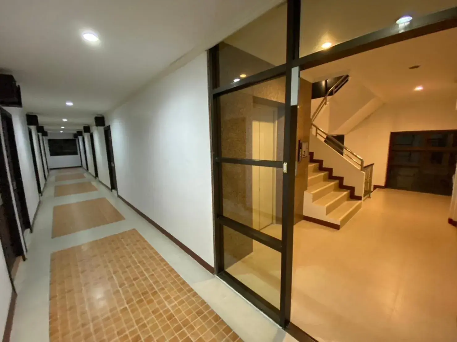 Property building in Chonlapruk Lakeside Hotel Property building in Chonlapruk Lakeside Hotel