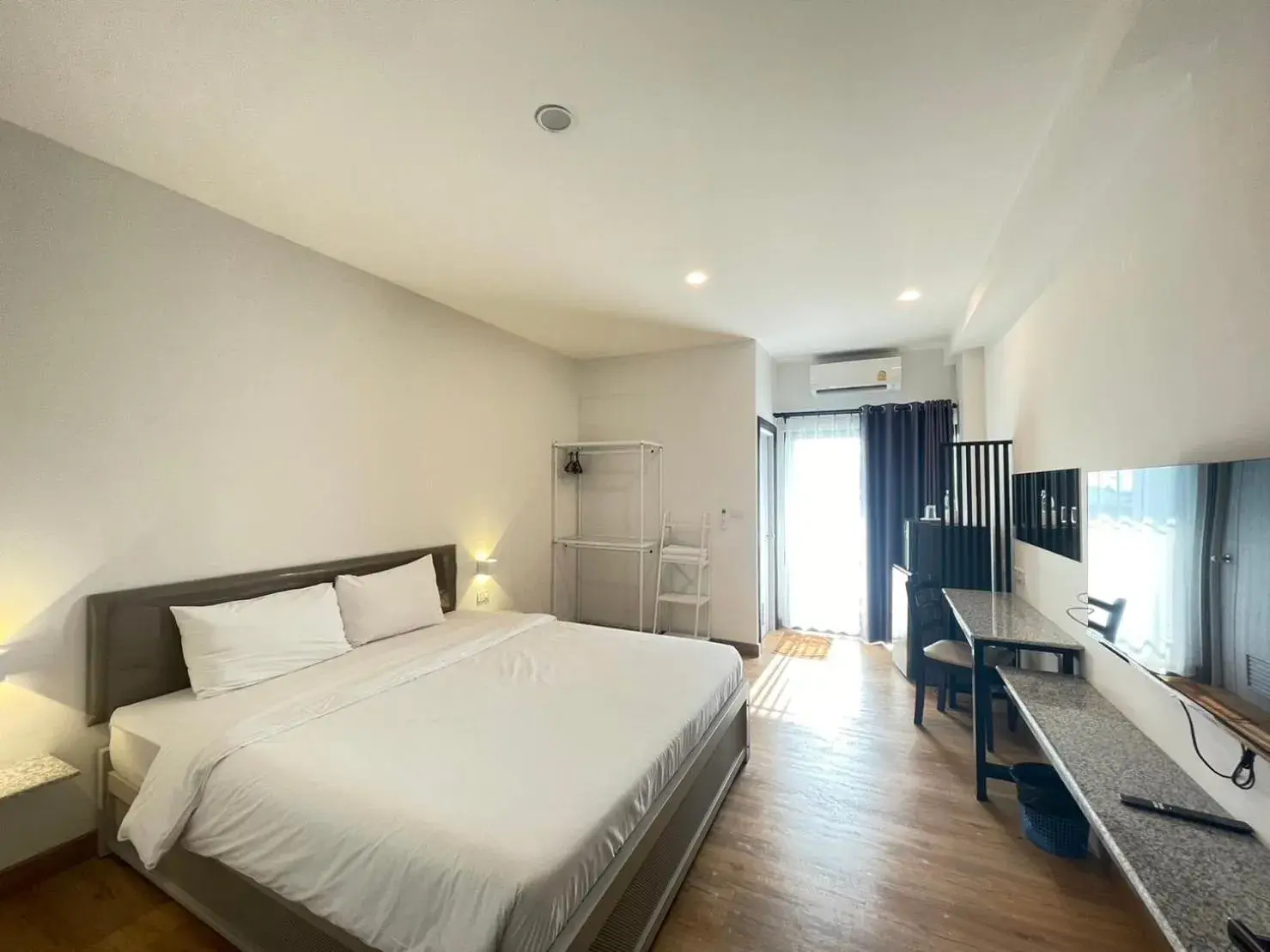 Bed in Chonlapruk Lakeside Hotel Bed in Chonlapruk Lakeside Hotel