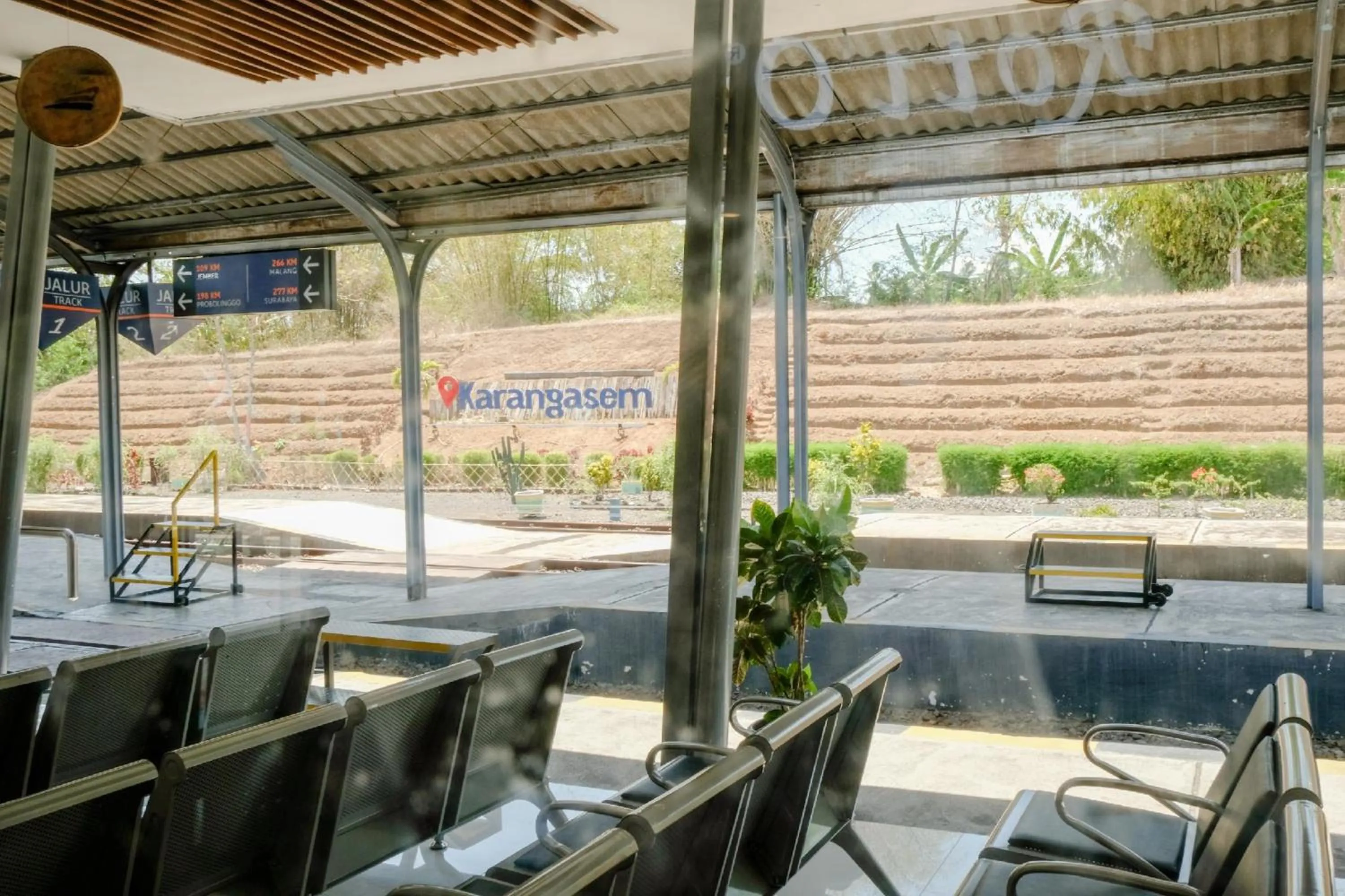 Property building in Ijen Traveller & Homestay