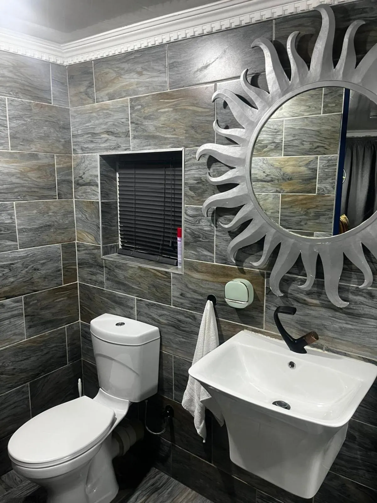 Shower in Mitchell's Guesthouse