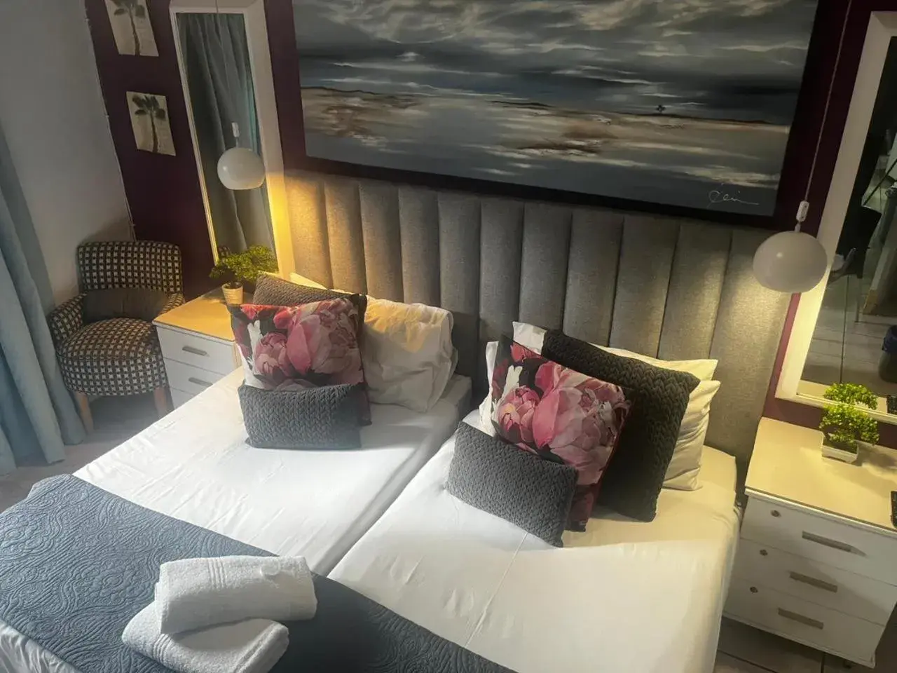 Bed in Mitchell's Guesthouse Bed in Mitchell's Guesthouse