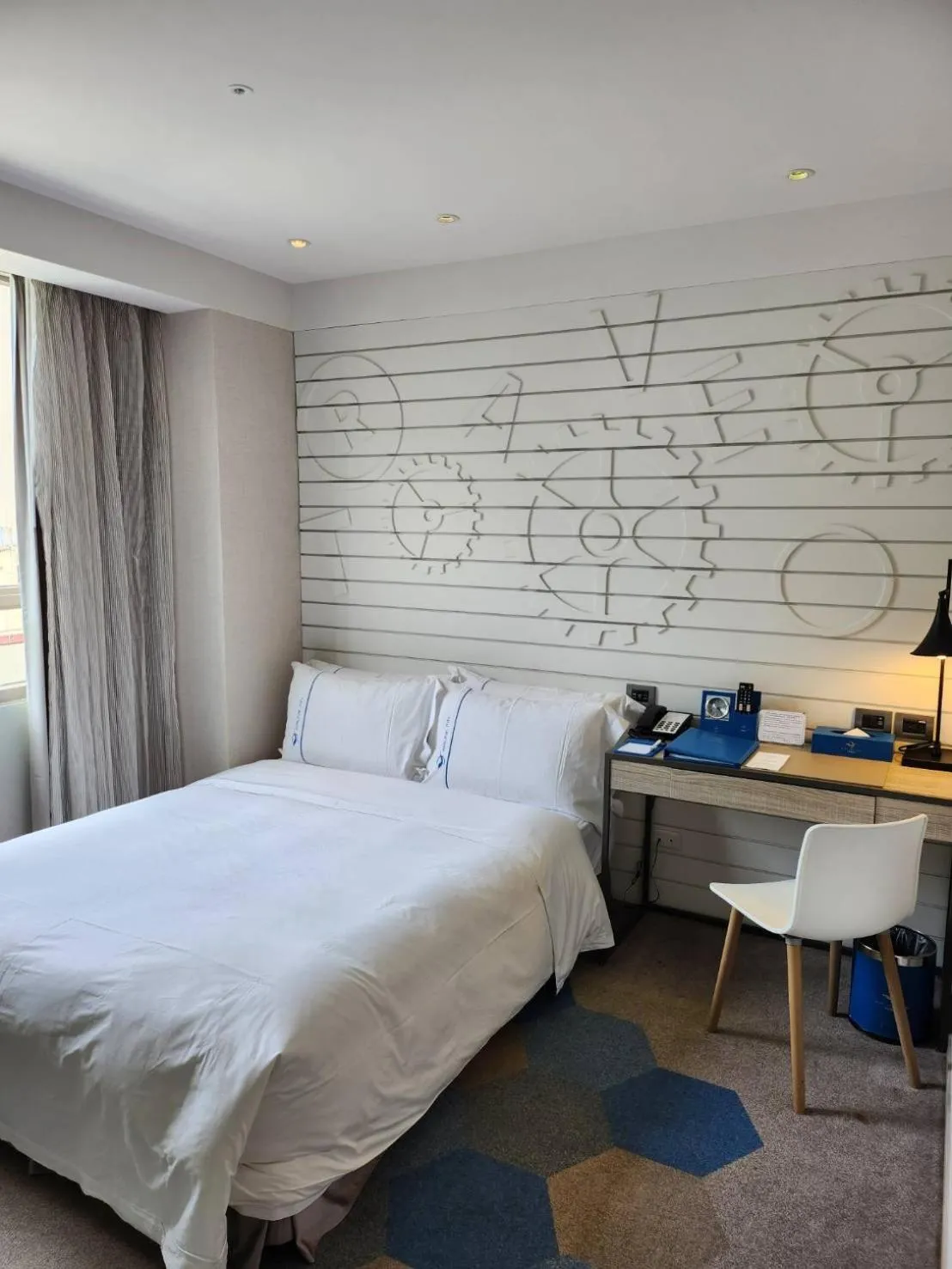 Bed in Airline Inn - Kaohsiung Station