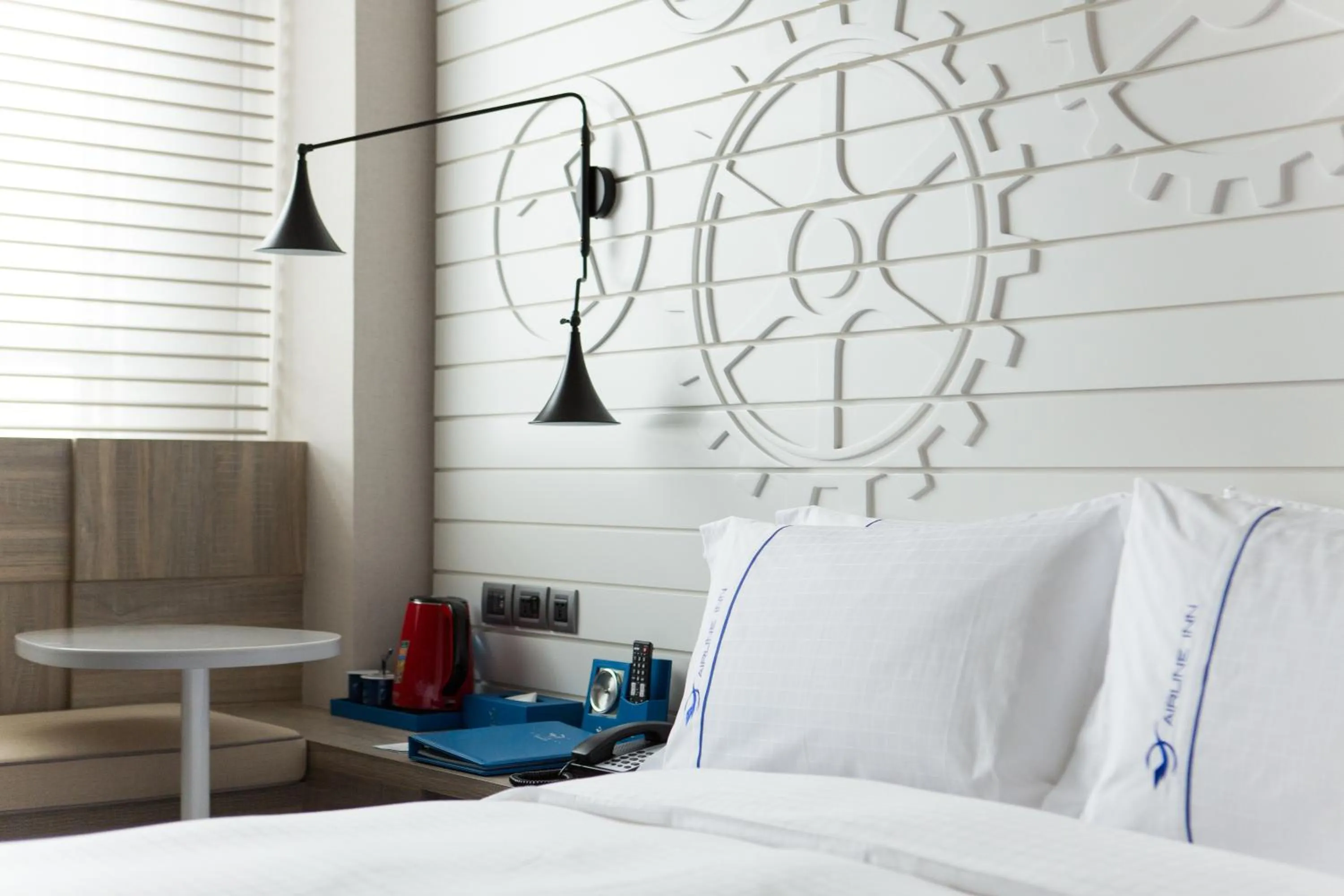 Bedroom, Bed in Airline Inn - Kaohsiung Station