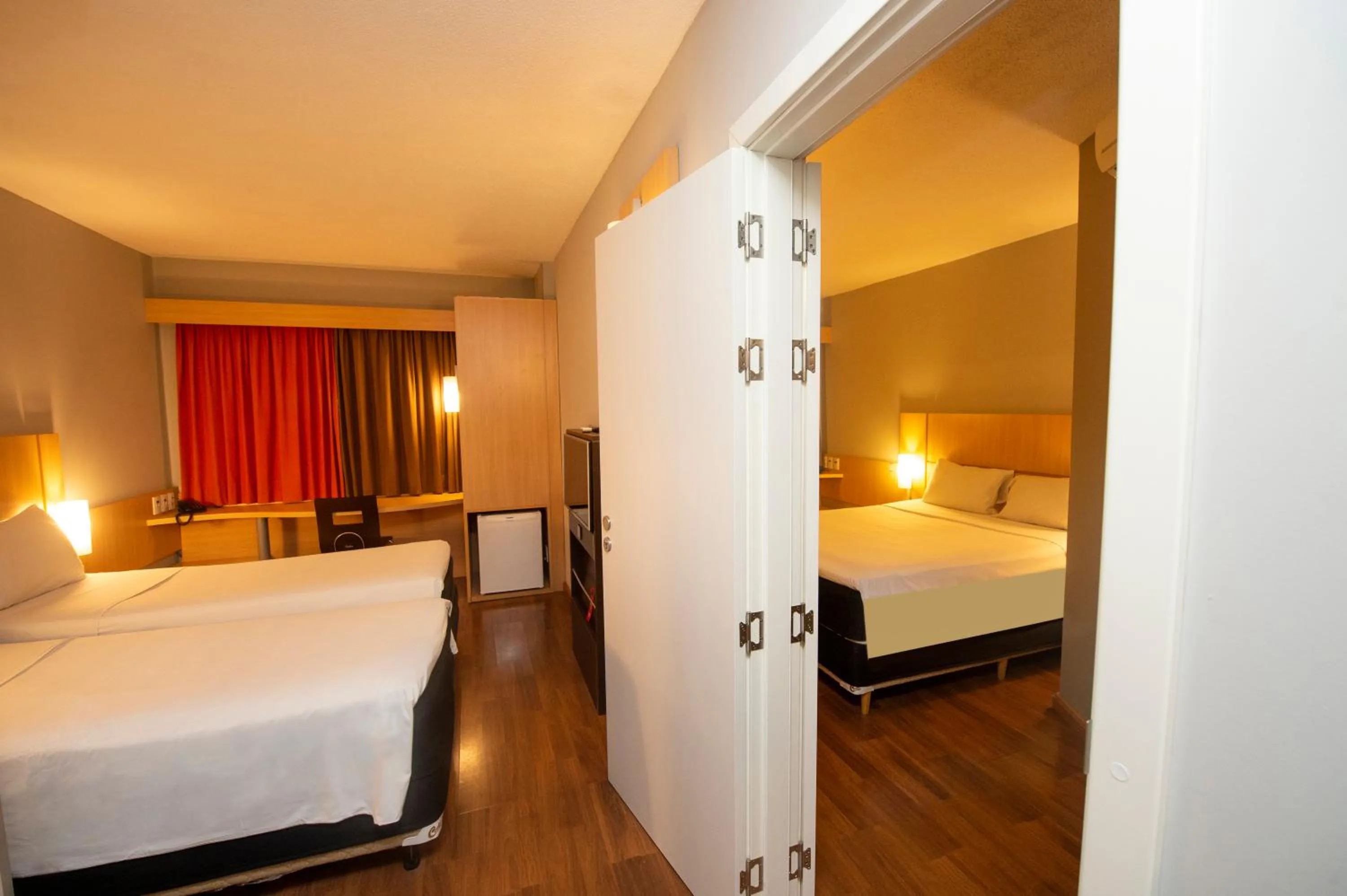 Bedroom, Bed in ibis Recife Boa Viagem