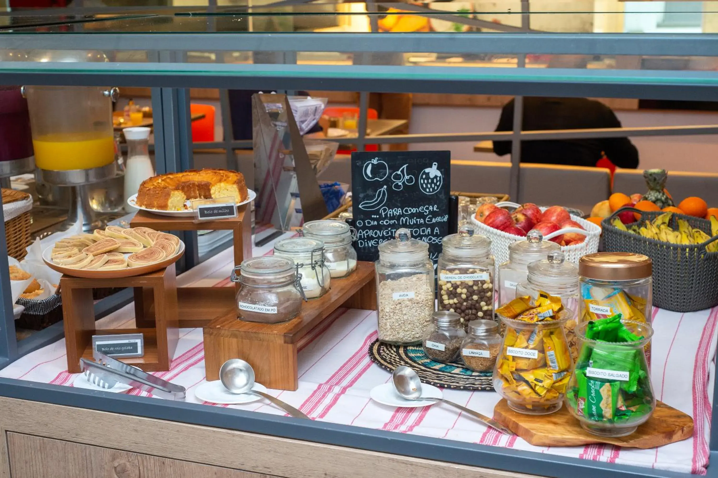 Breakfast in ibis Recife Boa Viagem Breakfast in ibis Recife Boa Viagem