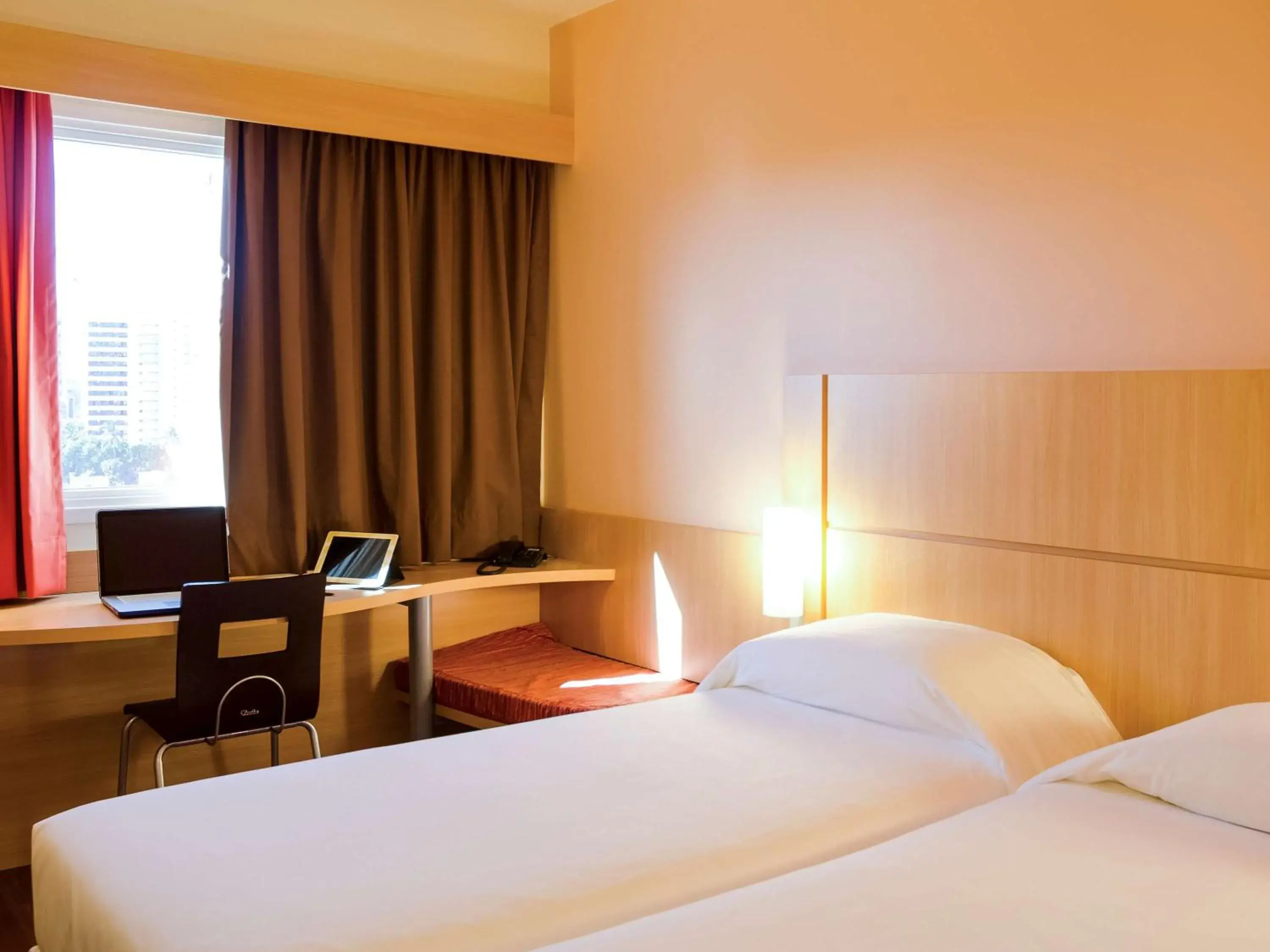 Photo of the whole room, Bed in ibis Recife Boa Viagem Photo of the whole room, Bed in ibis Recife Boa Viagem