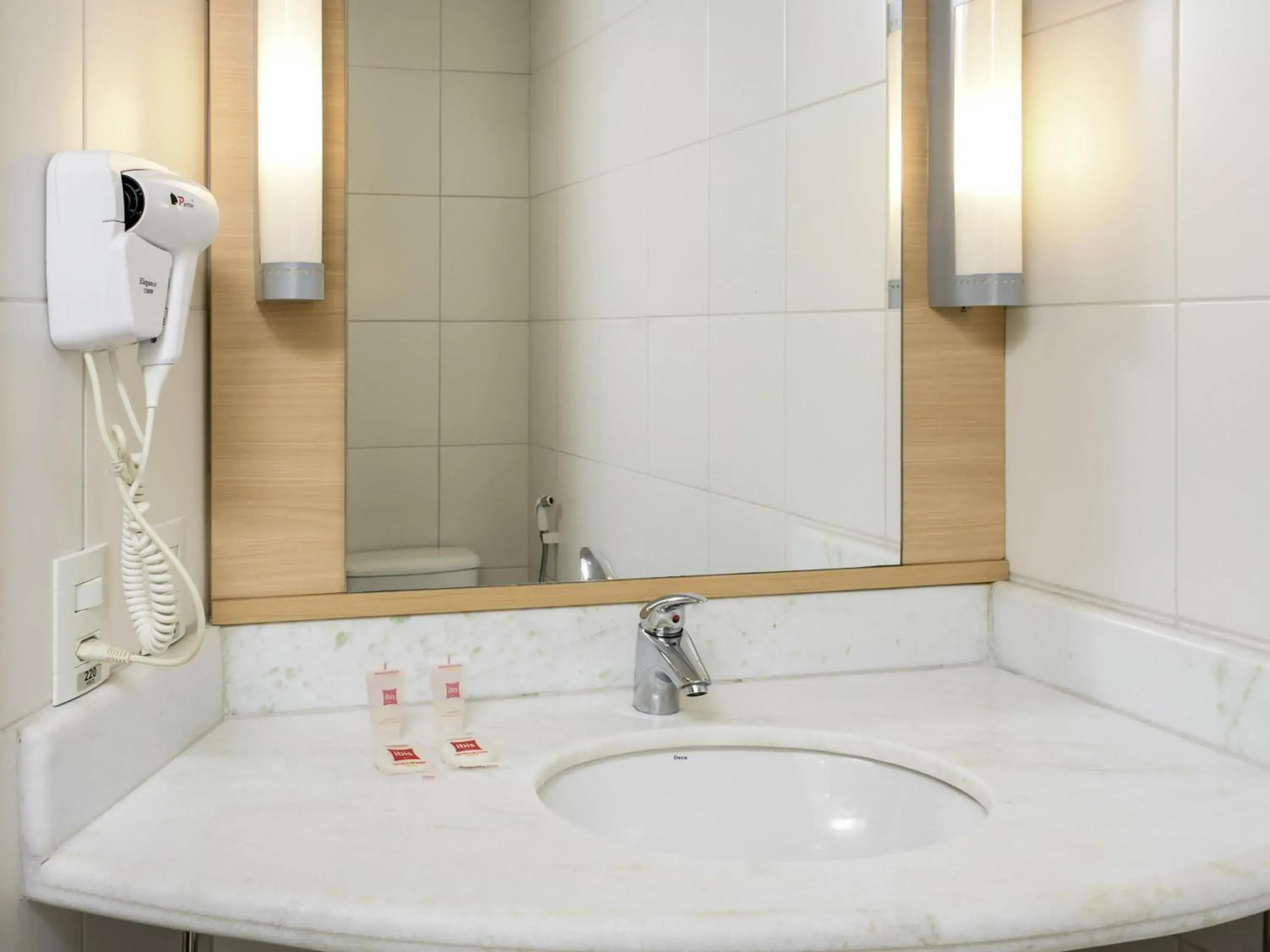 Bedroom in ibis Recife Boa Viagem Bedroom in ibis Recife Boa Viagem