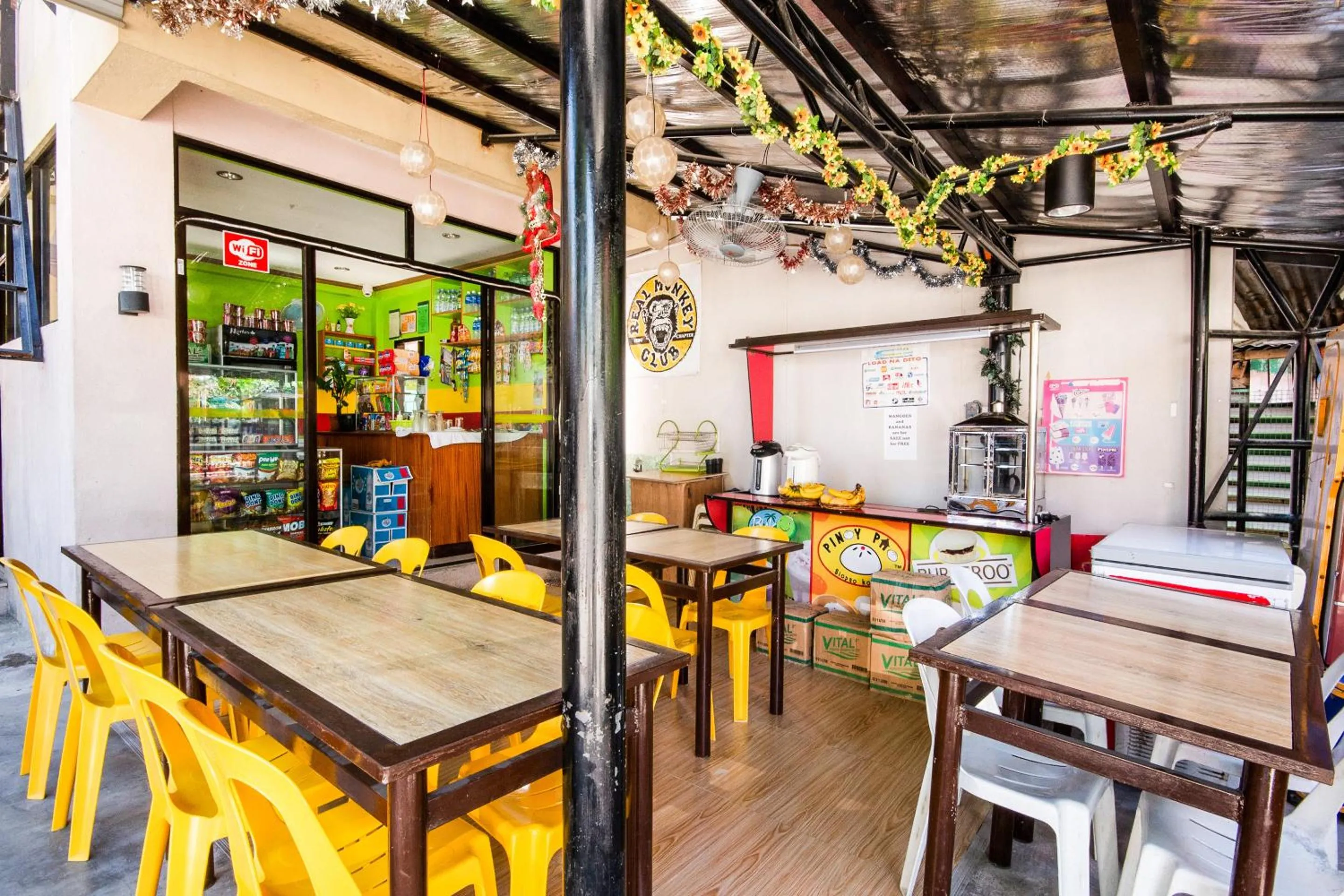 Restaurant/places to eat in Casa Bonita Inn Oslob