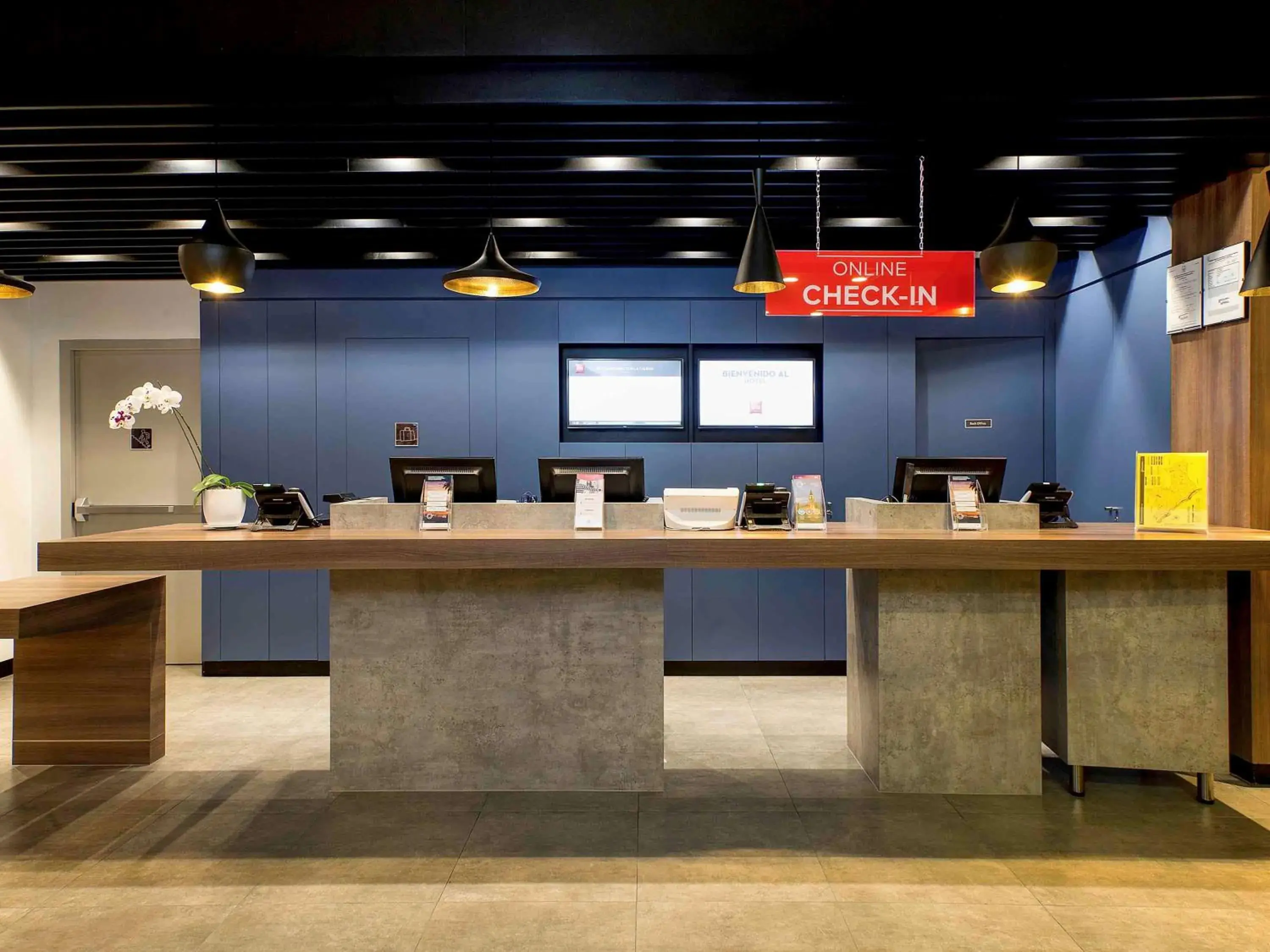 Lobby or reception in ibis Lima Reducto Miraflores Lobby or reception in ibis Lima Reducto Miraflores