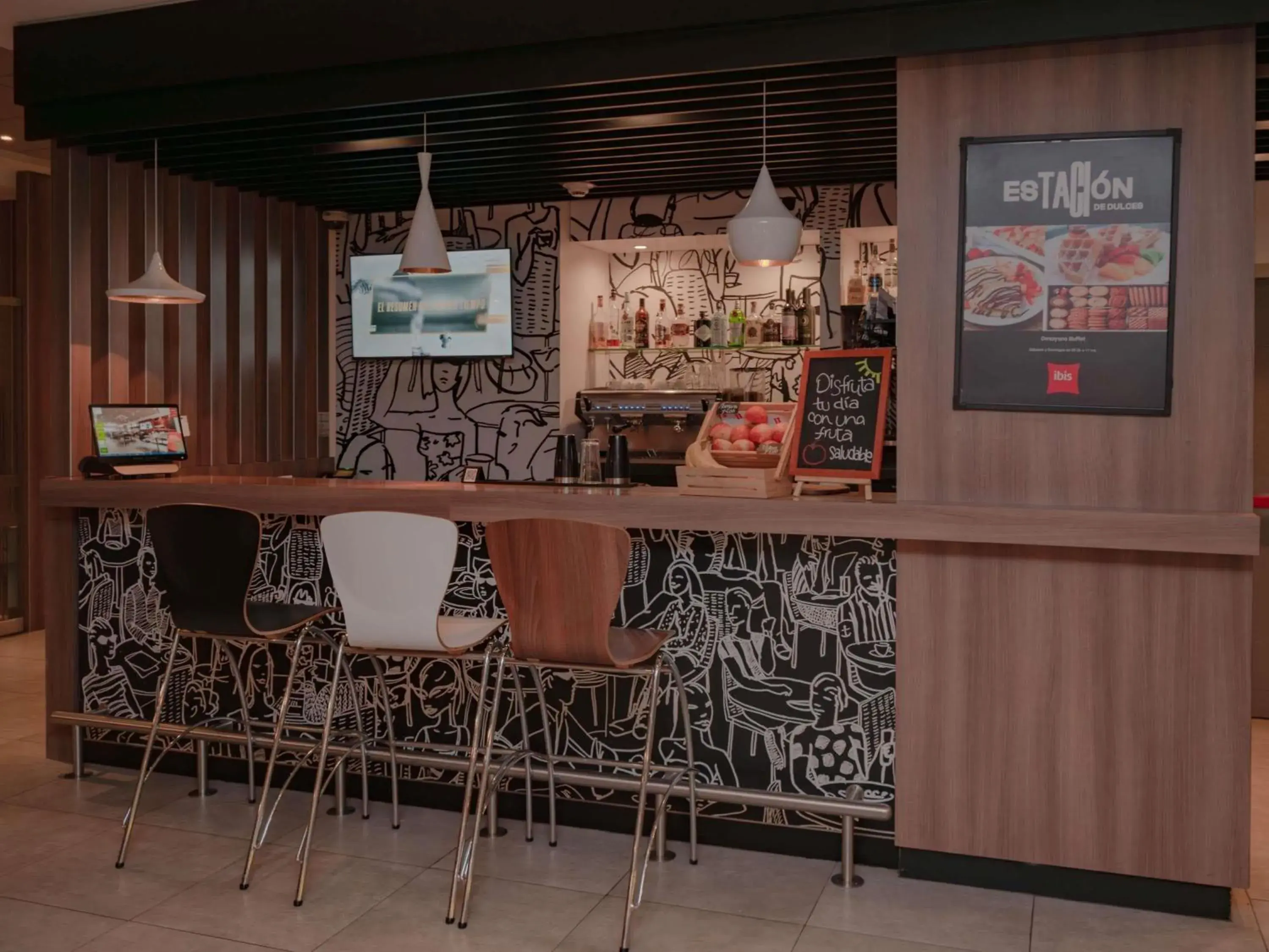 Restaurant/places to eat in ibis Lima Reducto Miraflores Restaurant/places to eat in ibis Lima Reducto Miraflores