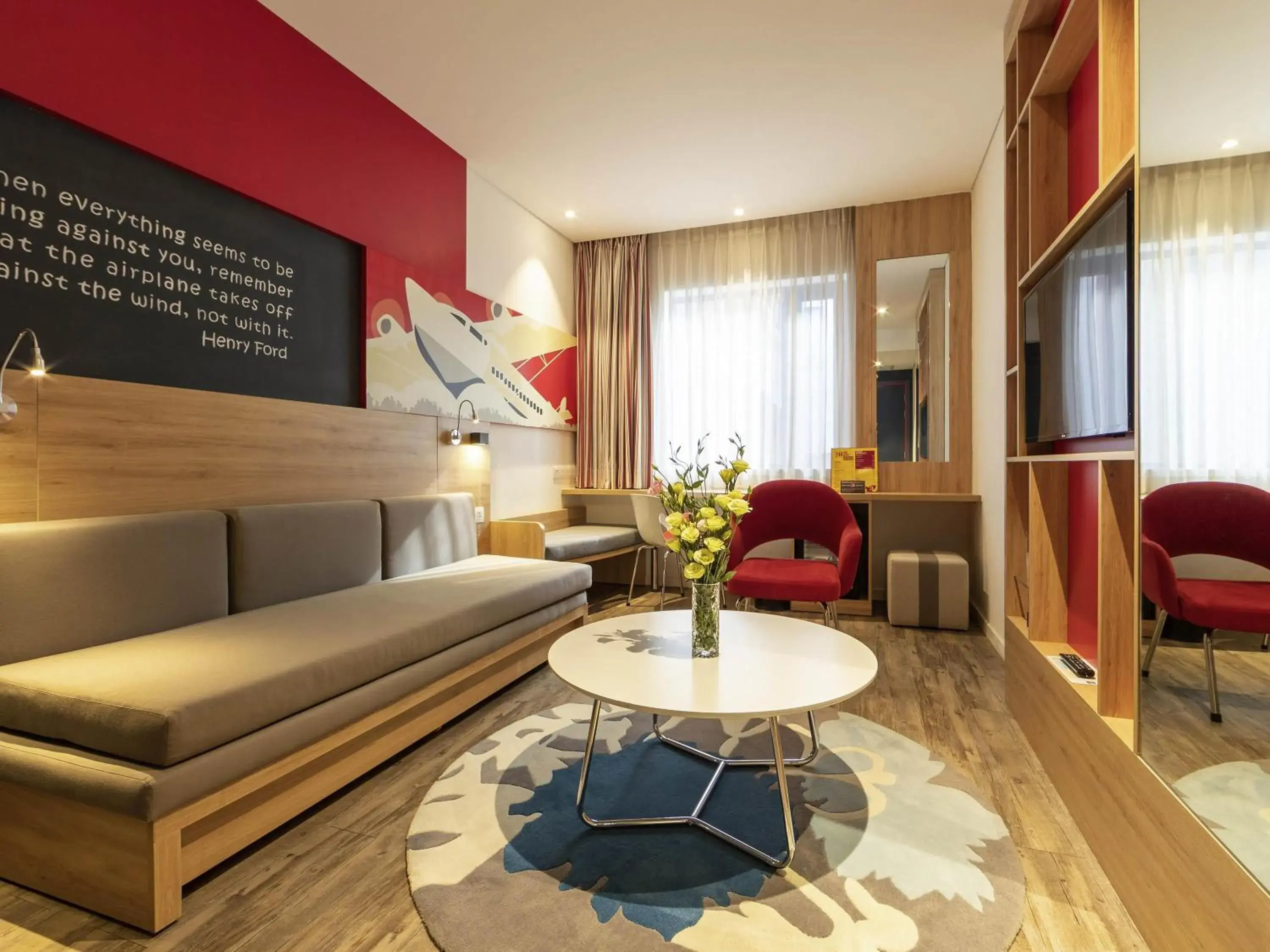 Queen Studio - Complimentary Round-trip Transfer to International Terminal upon request in Ibis Saigon Airport Queen Studio - Complimentary Round-trip Transfer to International Terminal upon request in Ibis Saigon Airport