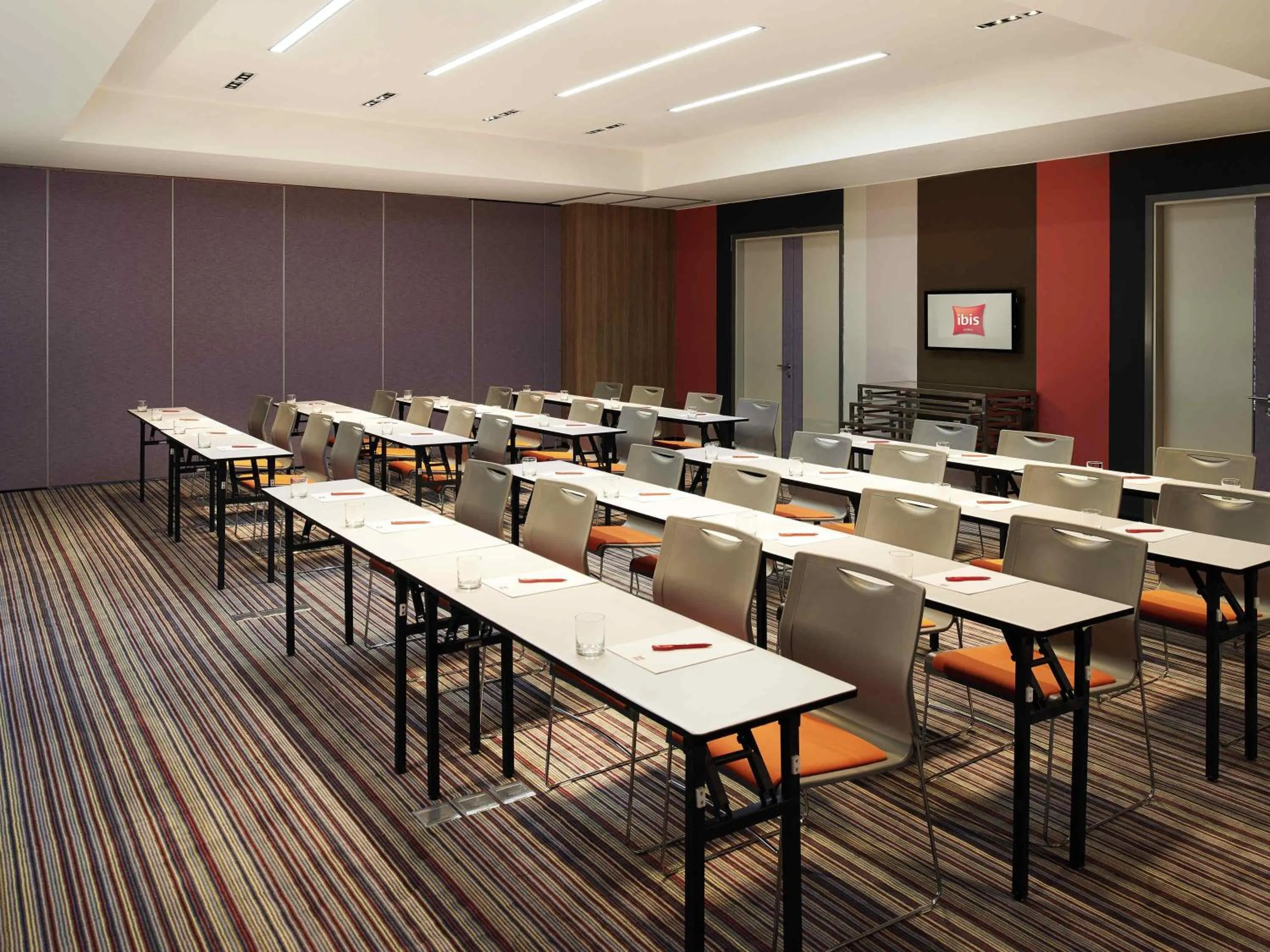 Meeting/conference room in Ibis Saigon Airport