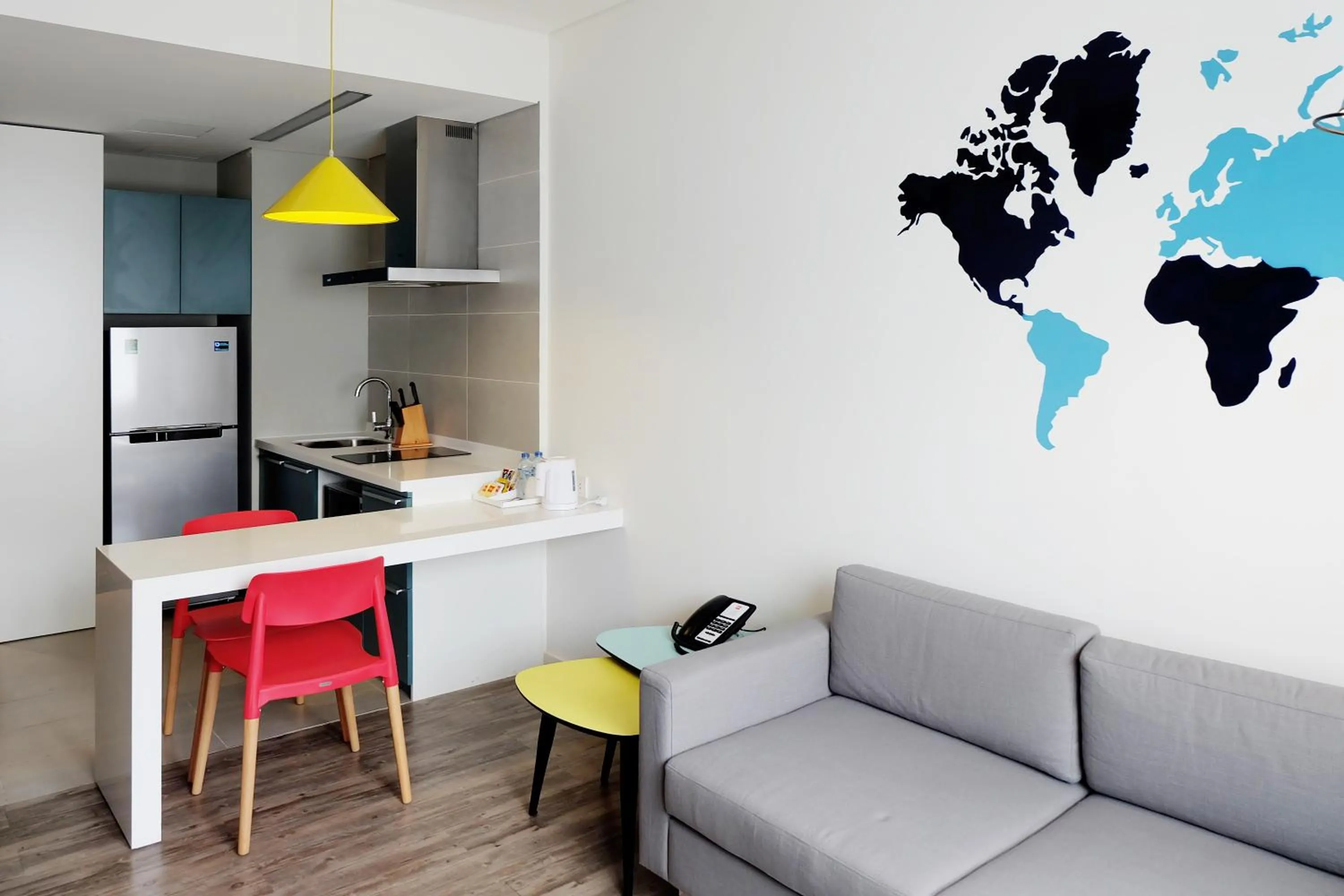 Kitchen or kitchenette in Ibis Saigon Airport