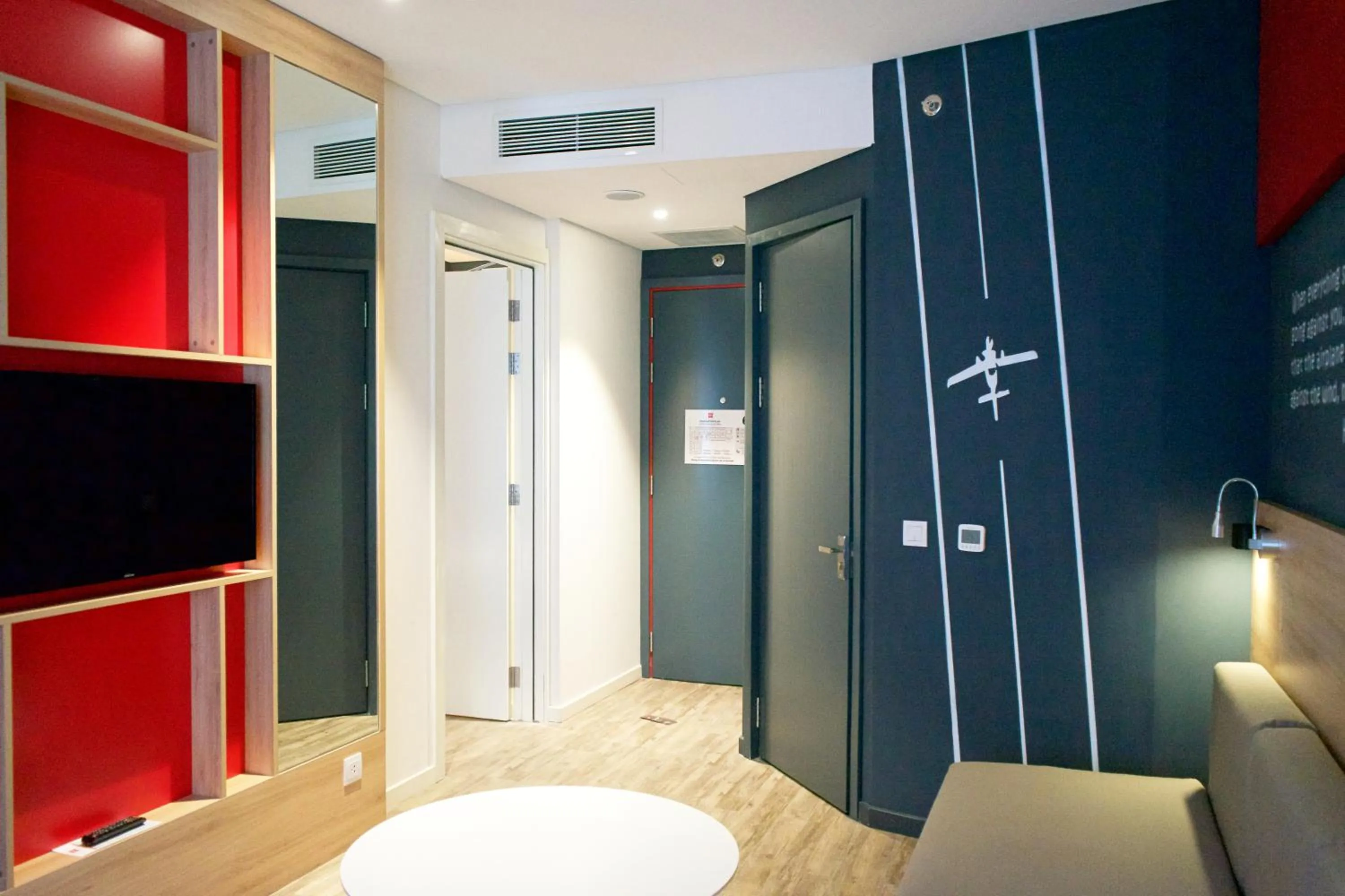 Bed in Ibis Saigon Airport