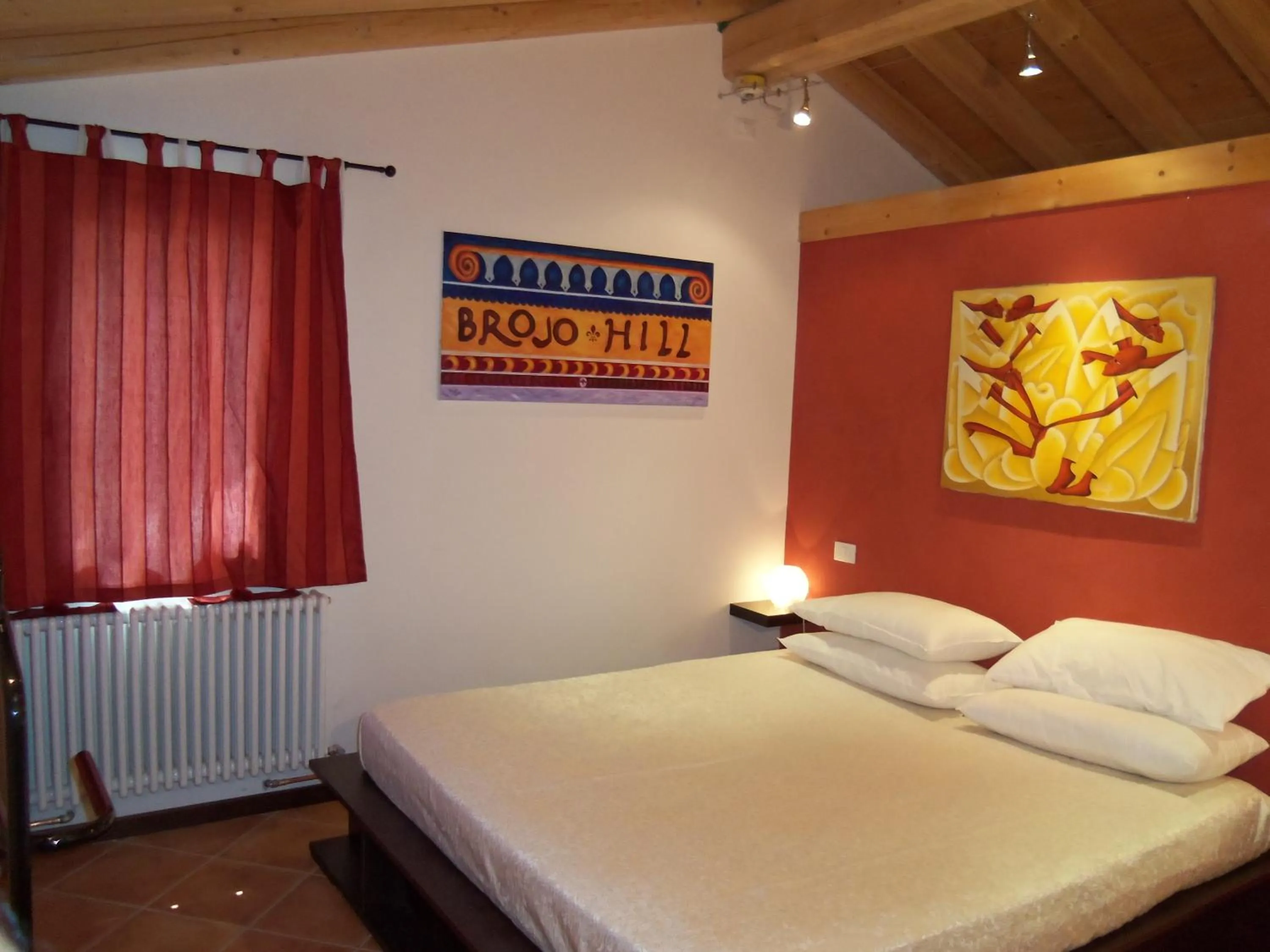 Bedroom, Bed in Brojo Hill