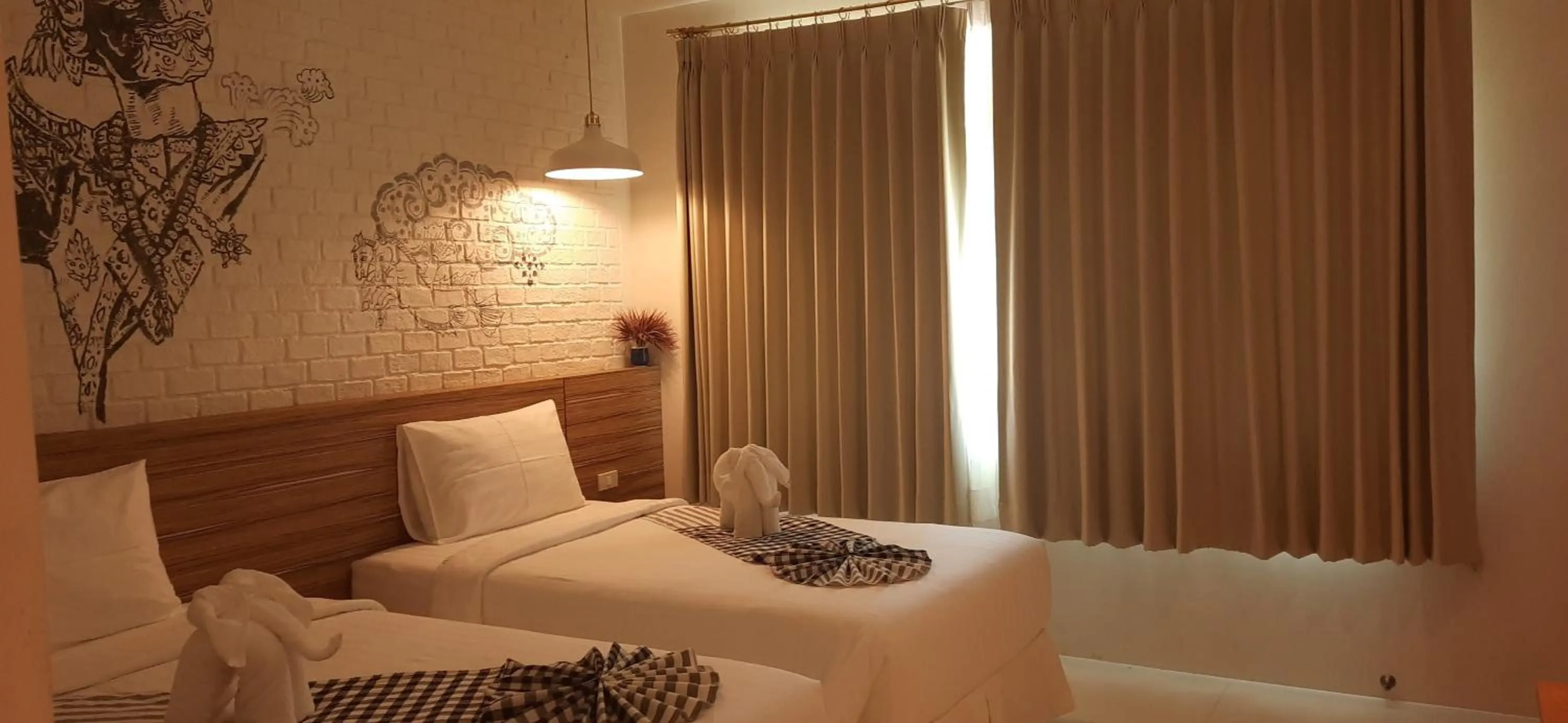 Bed in Koh Ngai Paradise Beach