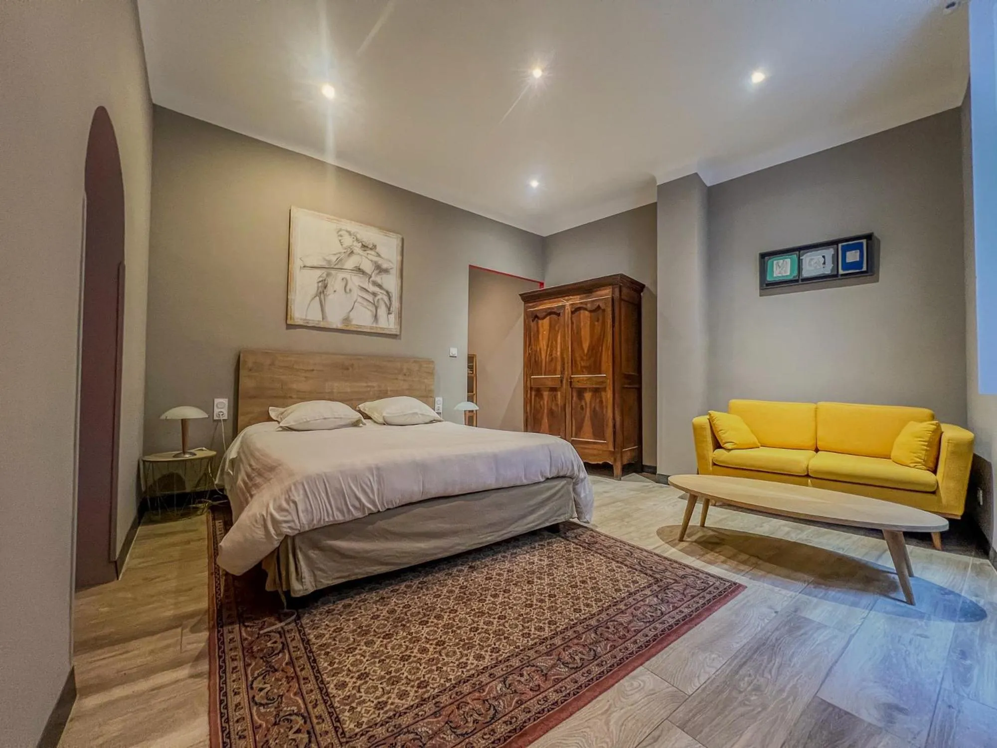 Bed in Hôtel d'Alibert