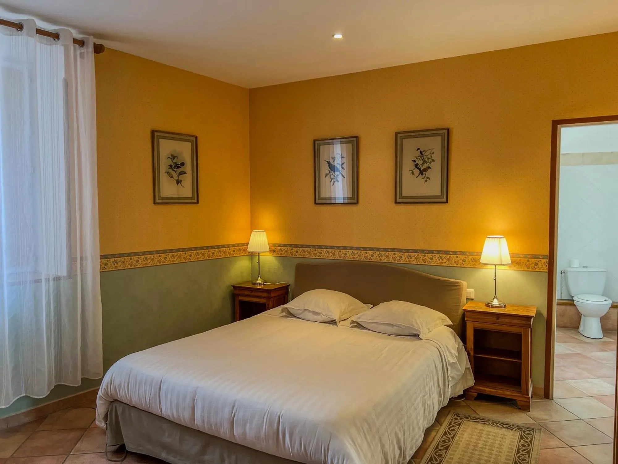 Bed in Hôtel d'Alibert