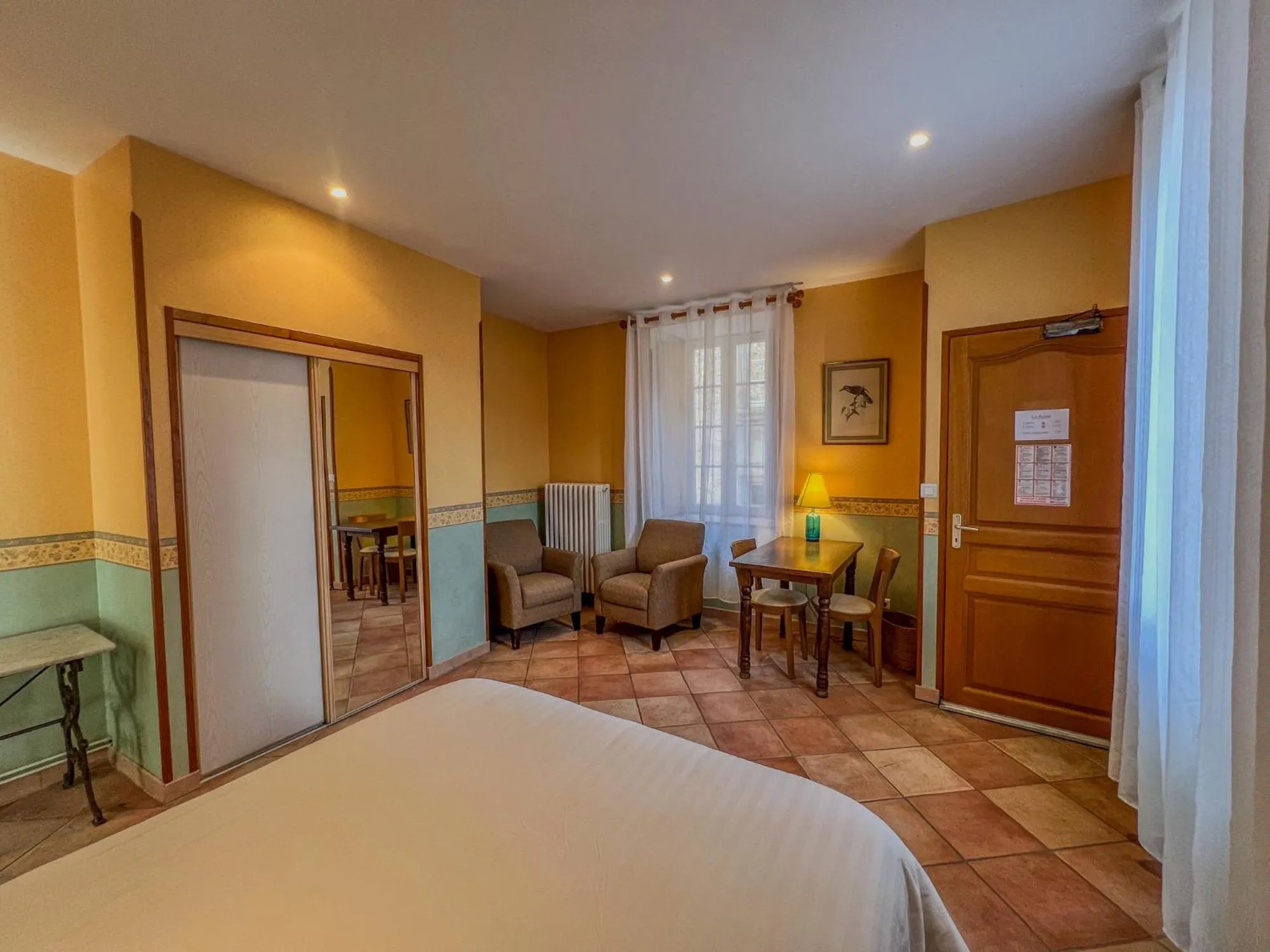 Bed in Hôtel d'Alibert