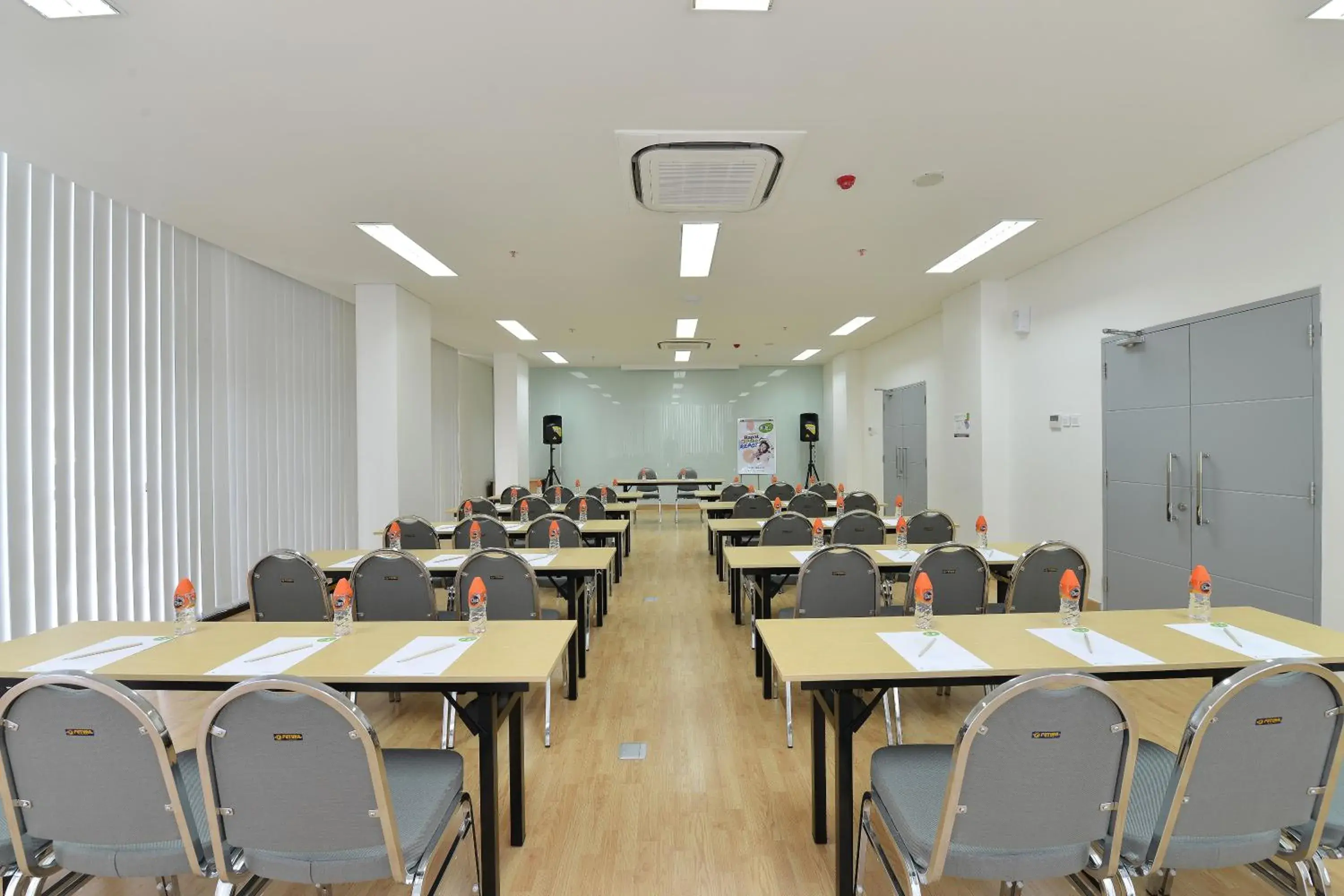 Property building in POP! Hotel Timoho Yogyakarta Property building in POP! Hotel Timoho Yogyakarta