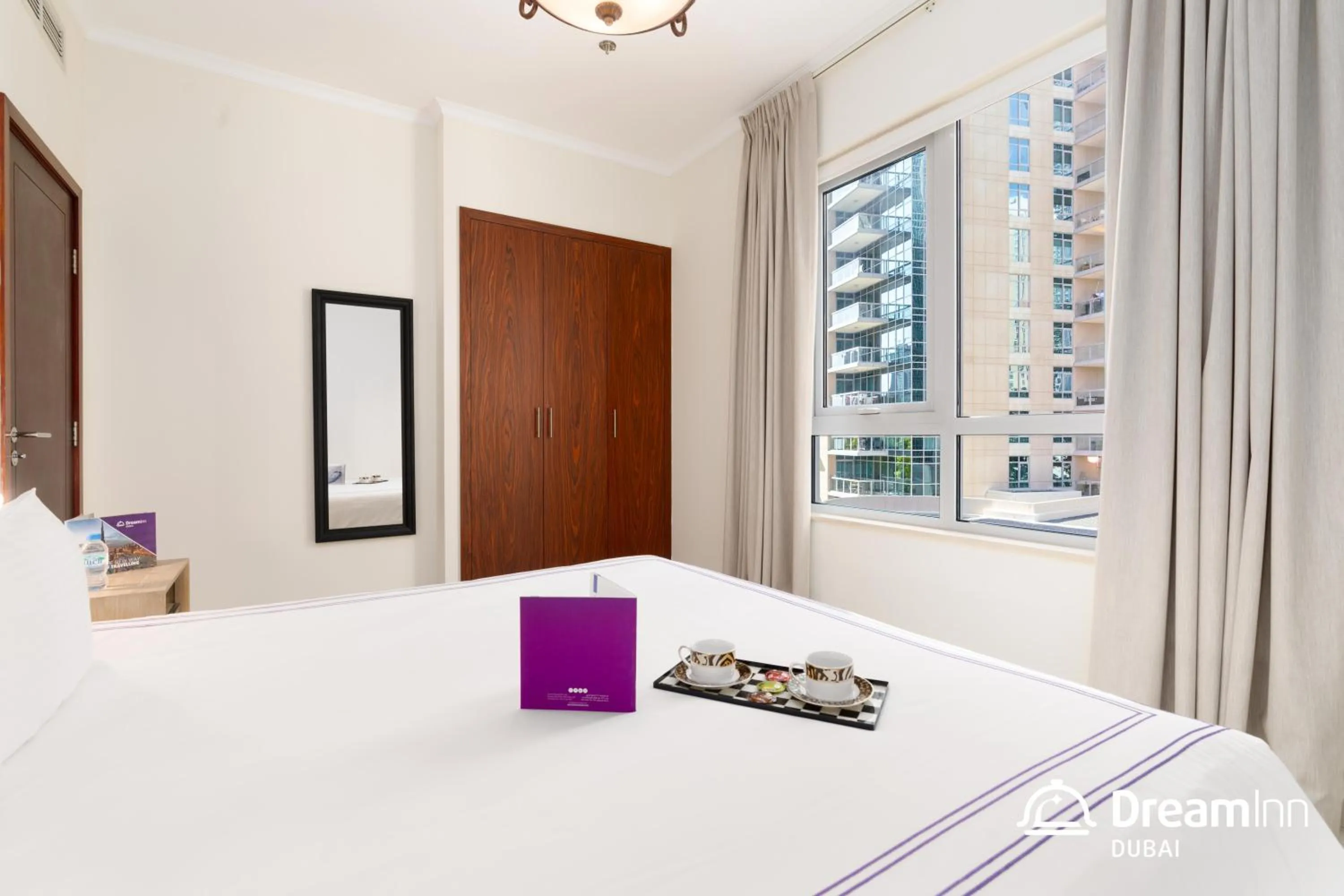 Bed in Dream Inn Apartments - Burj Residences Burj Khalifa View