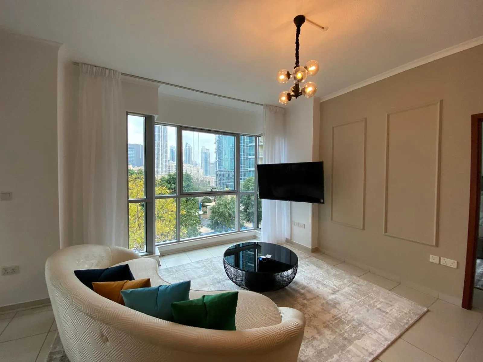 TV and multimedia in Dream Inn Apartments - Burj Residences Burj Khalifa View